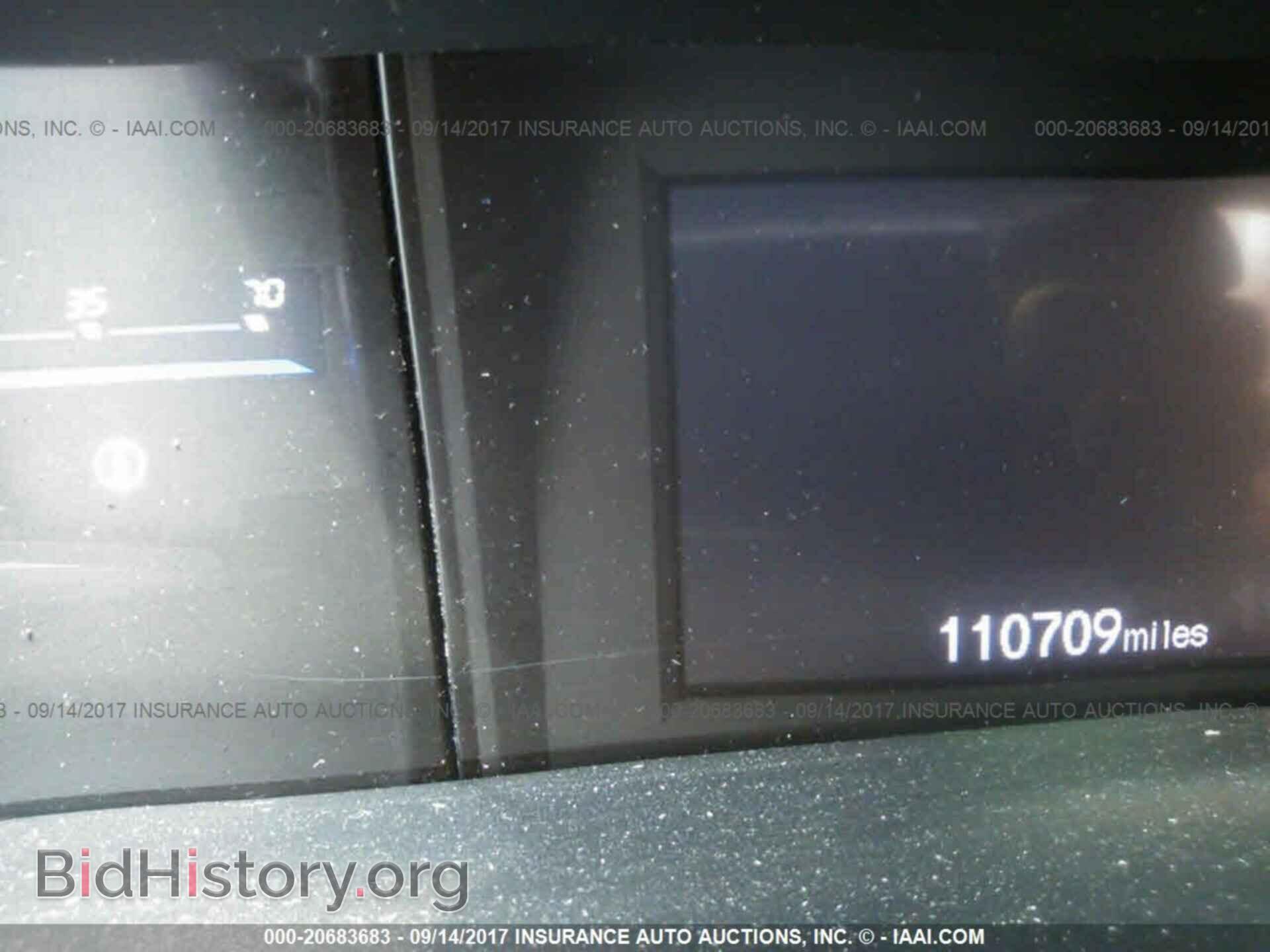 2012 Honda Civic - VIN: 2HGFB2F57CH300798 - Photo 7