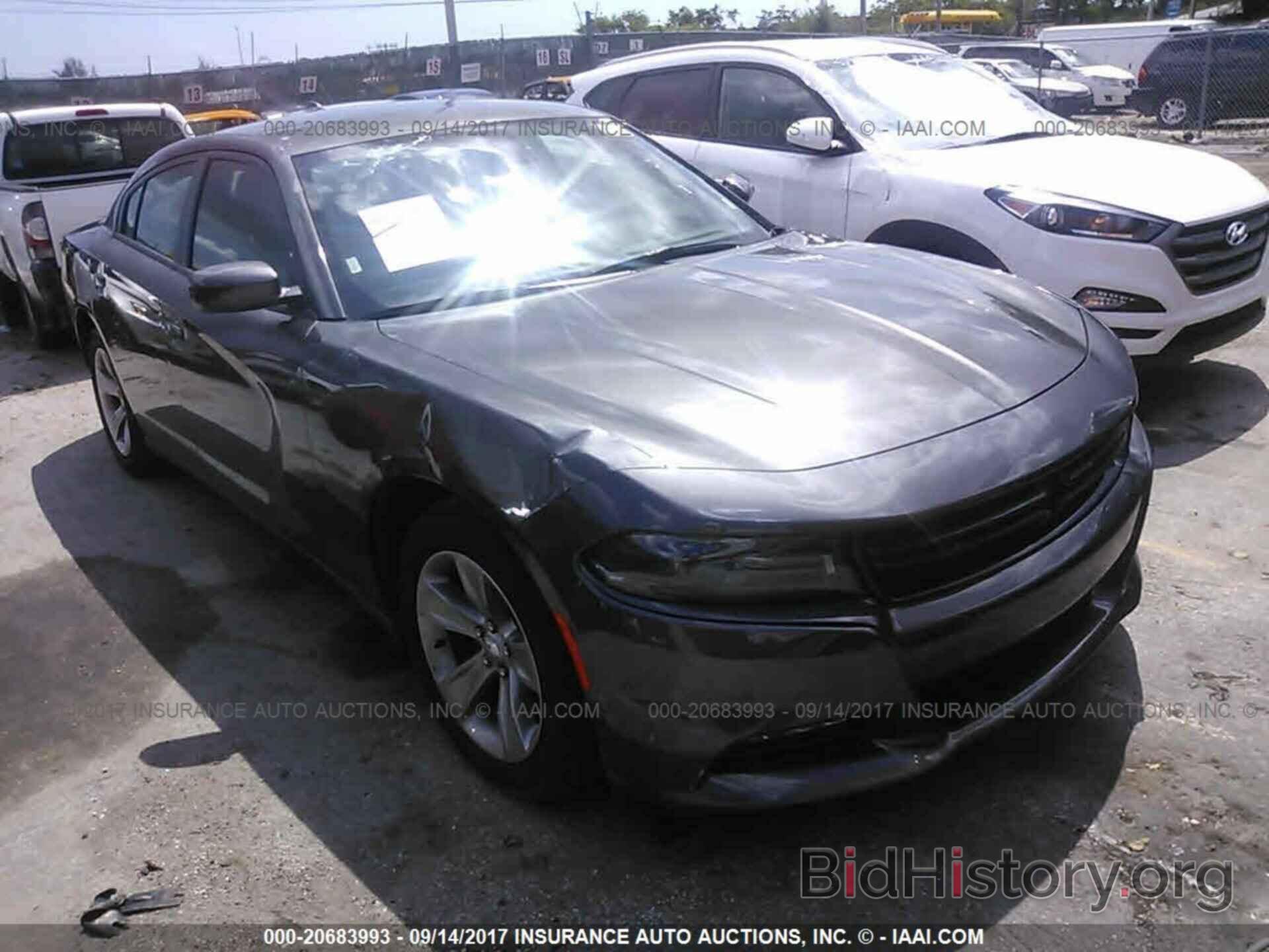 Photo 2C3CDXHG9HH562132 - Dodge Charger 2017