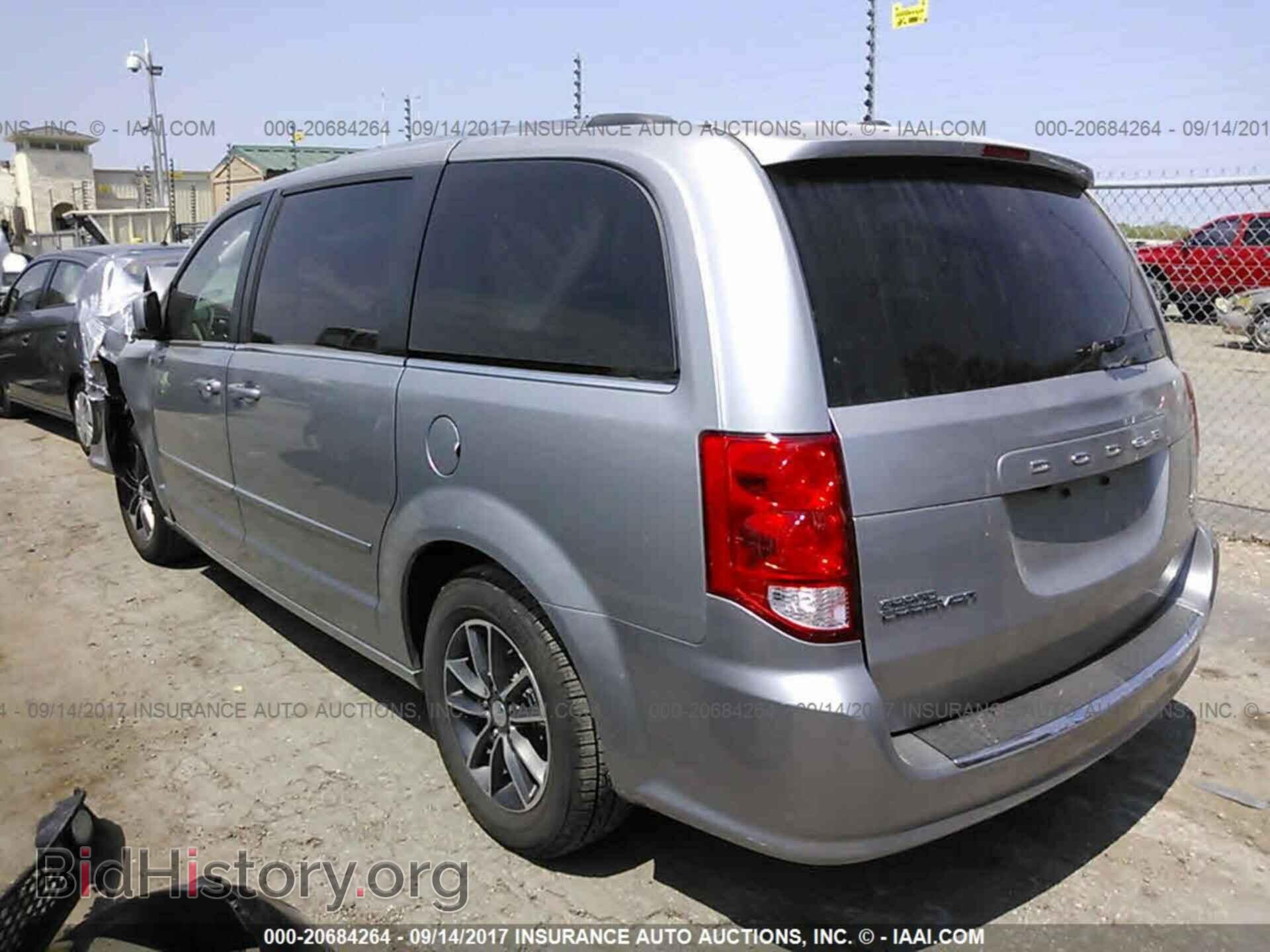 2017 Dodge Grand caravan - VIN: 2C4RDGCG3HR766416 - Фото 3