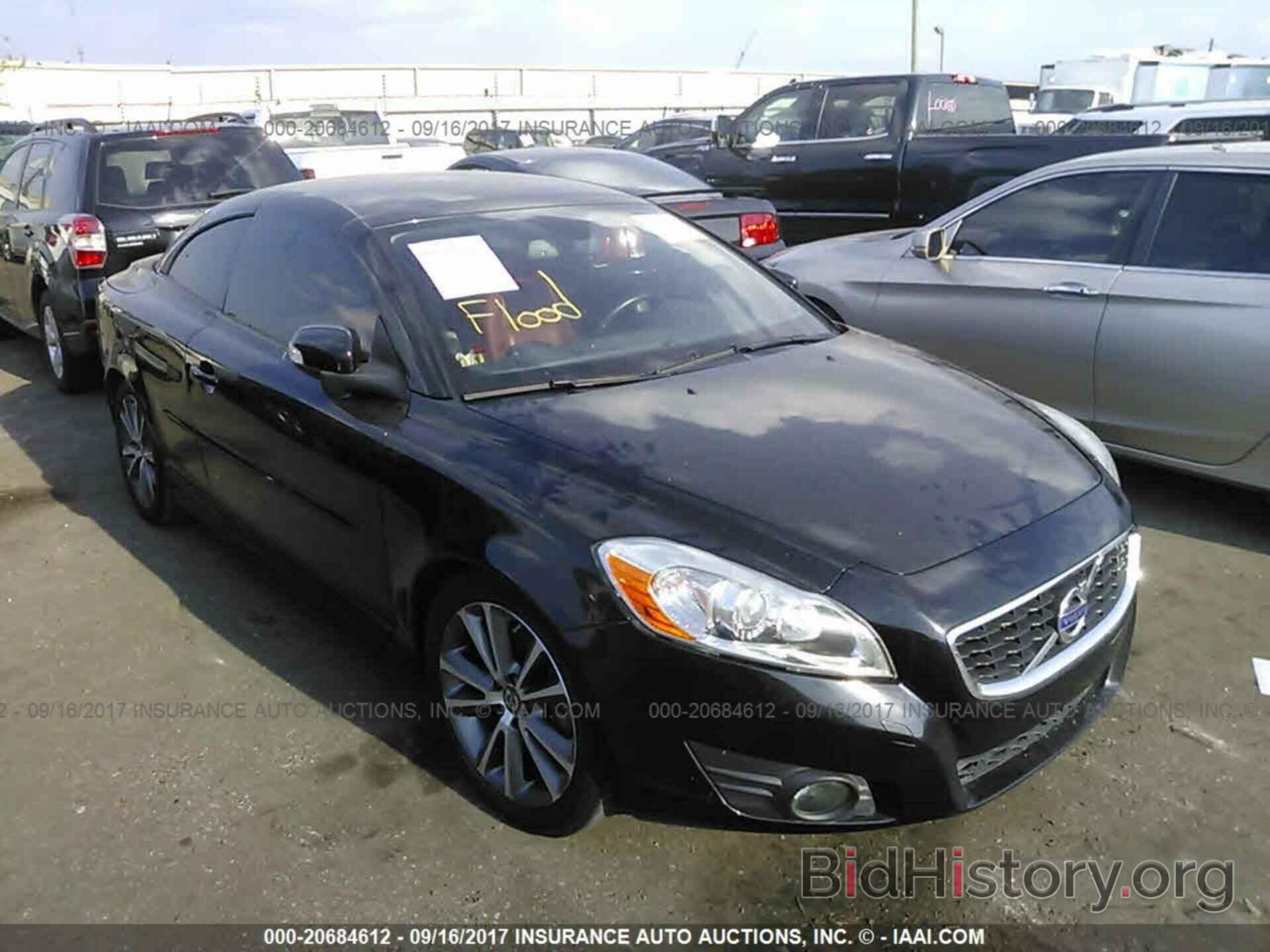 Photo YV1672MC2BJ120024 - Volvo C70 2011