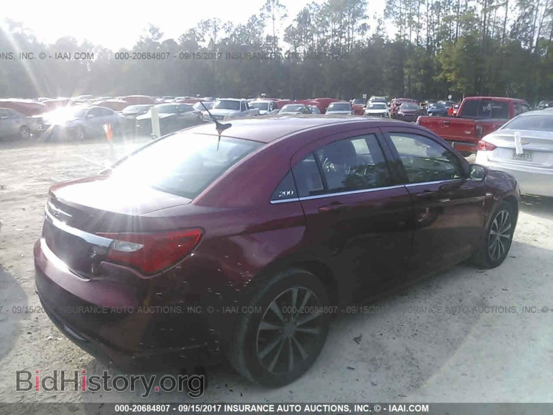 2013 Chrysler 200 - VIN: 1C3CCBBG2DN720116 - Photo 4