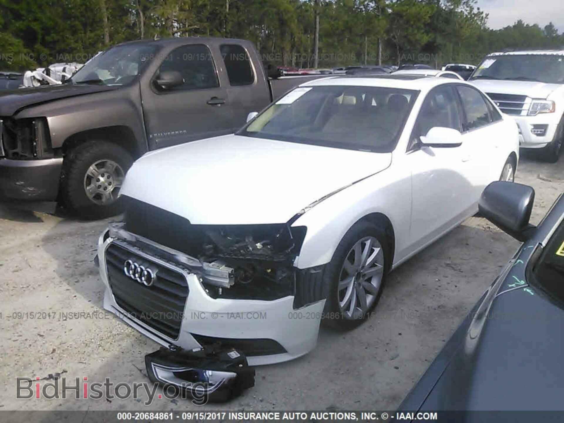 2013 Audi A4 - VIN: WAUAFAFL1DN048073 - Photo 2