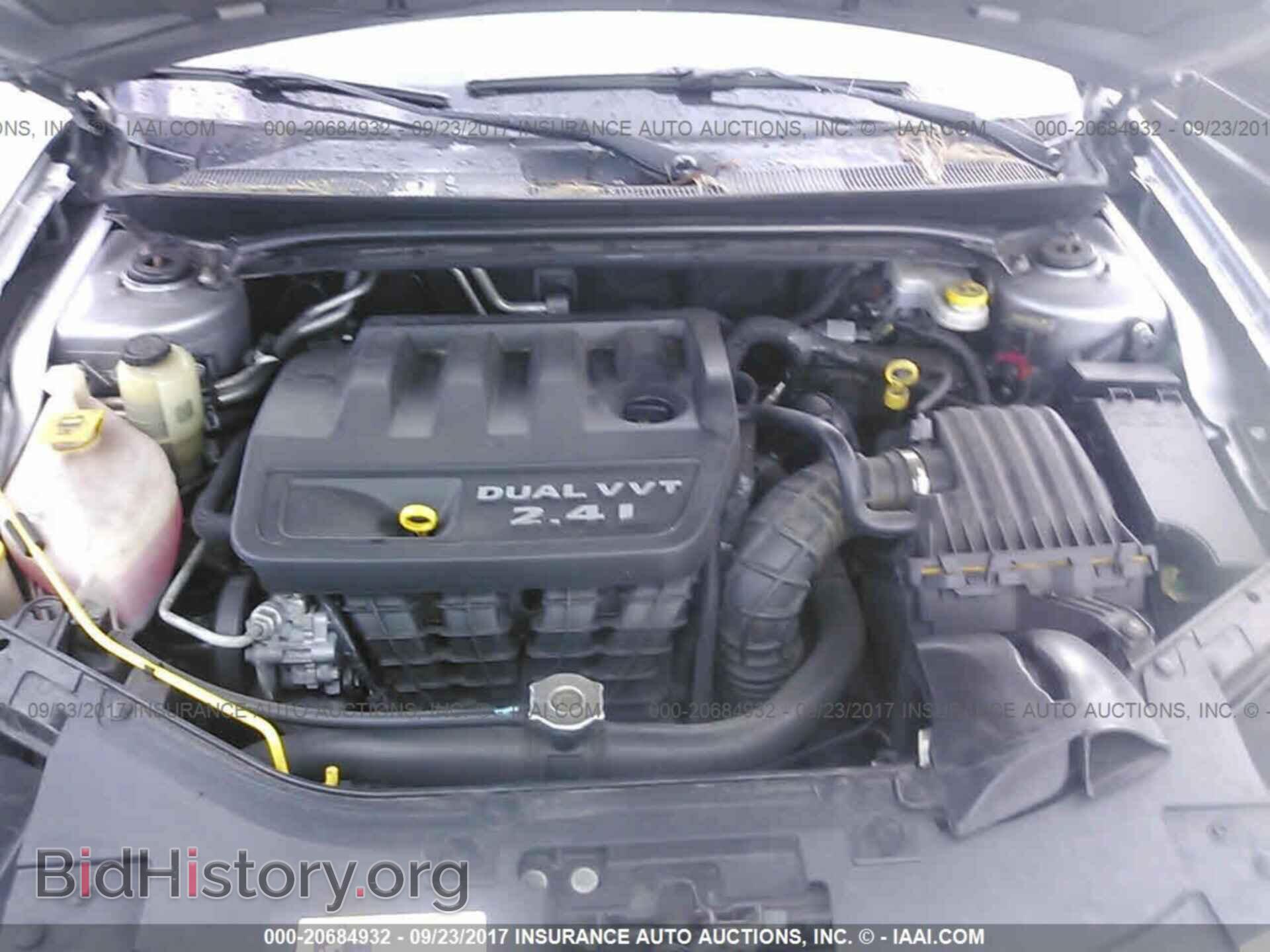 2013 Chrysler 200 - VIN: 1C3CCBAB6DN762388 - Photo 10