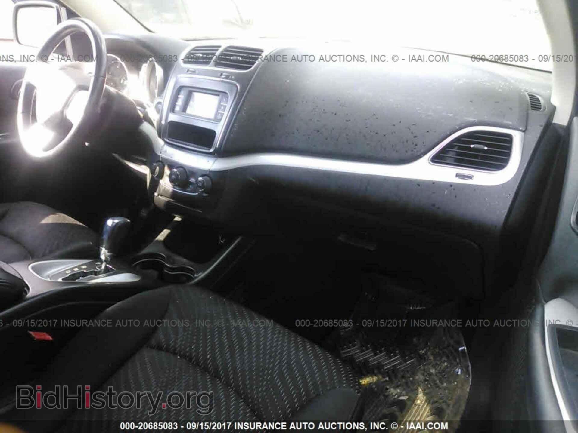 2011 Dodge Journey - VIN: 3D4PG1FG5BT539095 - Photo 5