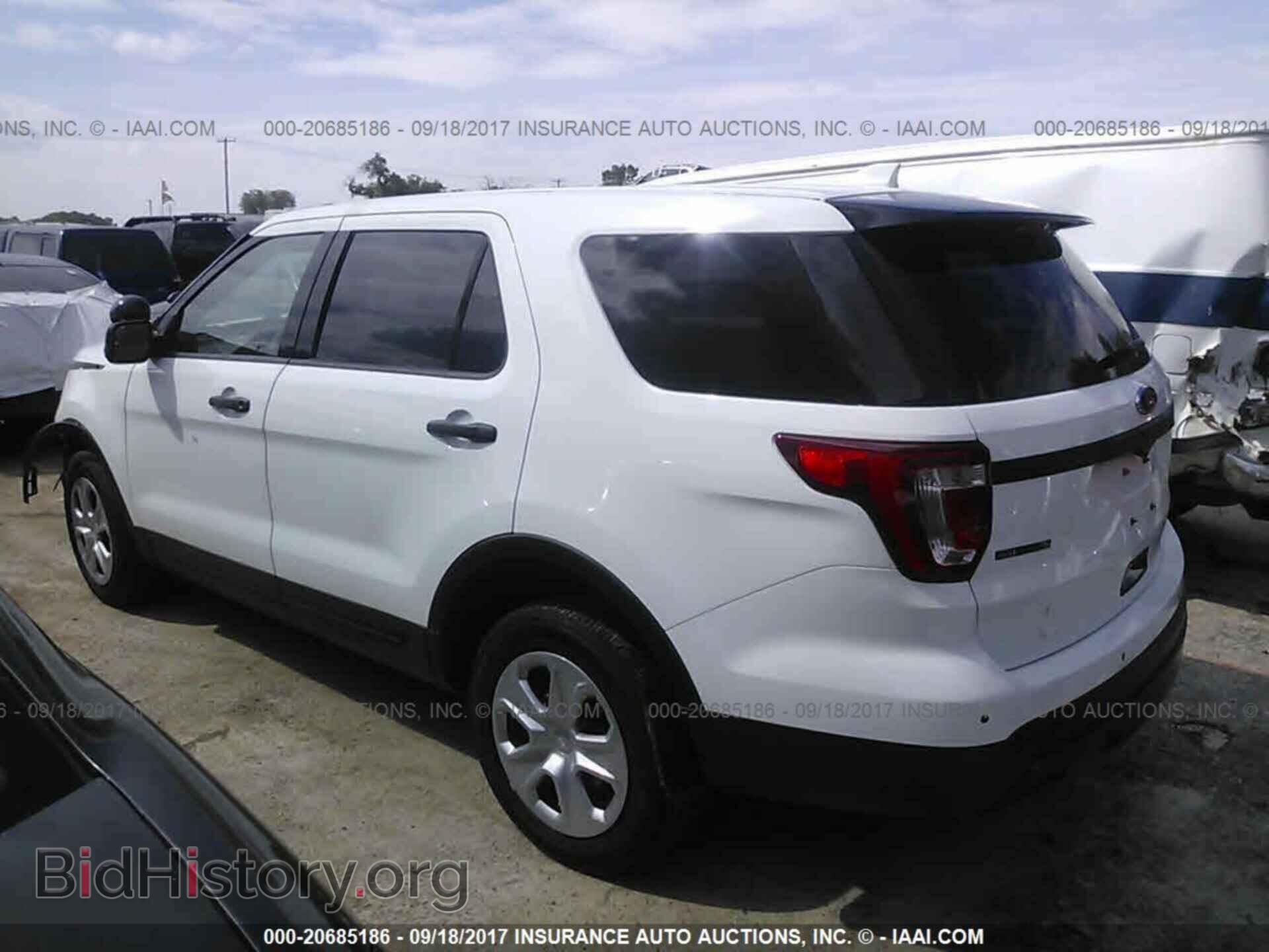 2016 Ford Explorer - VIN: 1FM5K8ATXGGC42122 - Photo 3