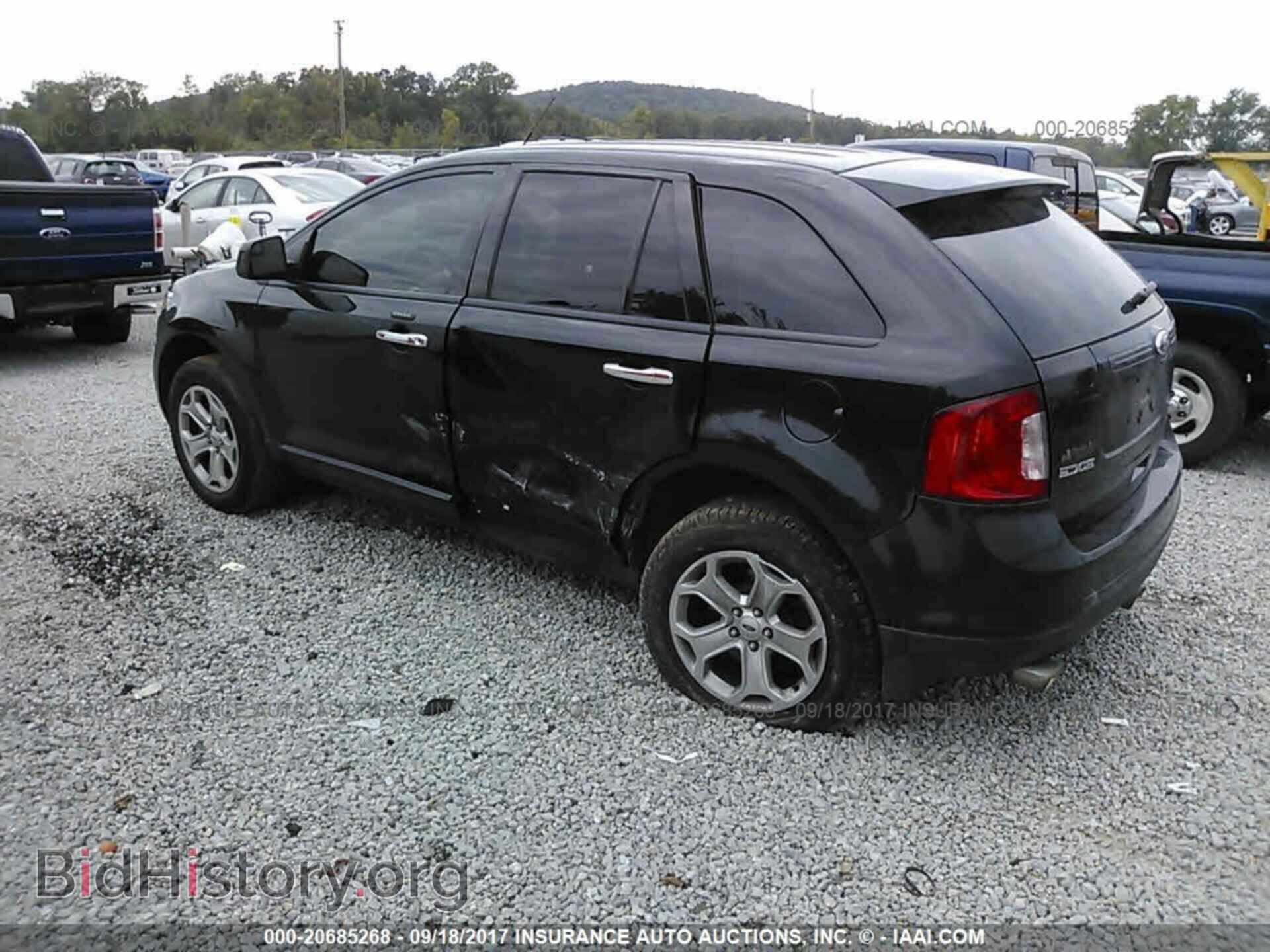 2011 Ford Edge - VIN: 2FMDK3JC8BBA49823 - Photo 3