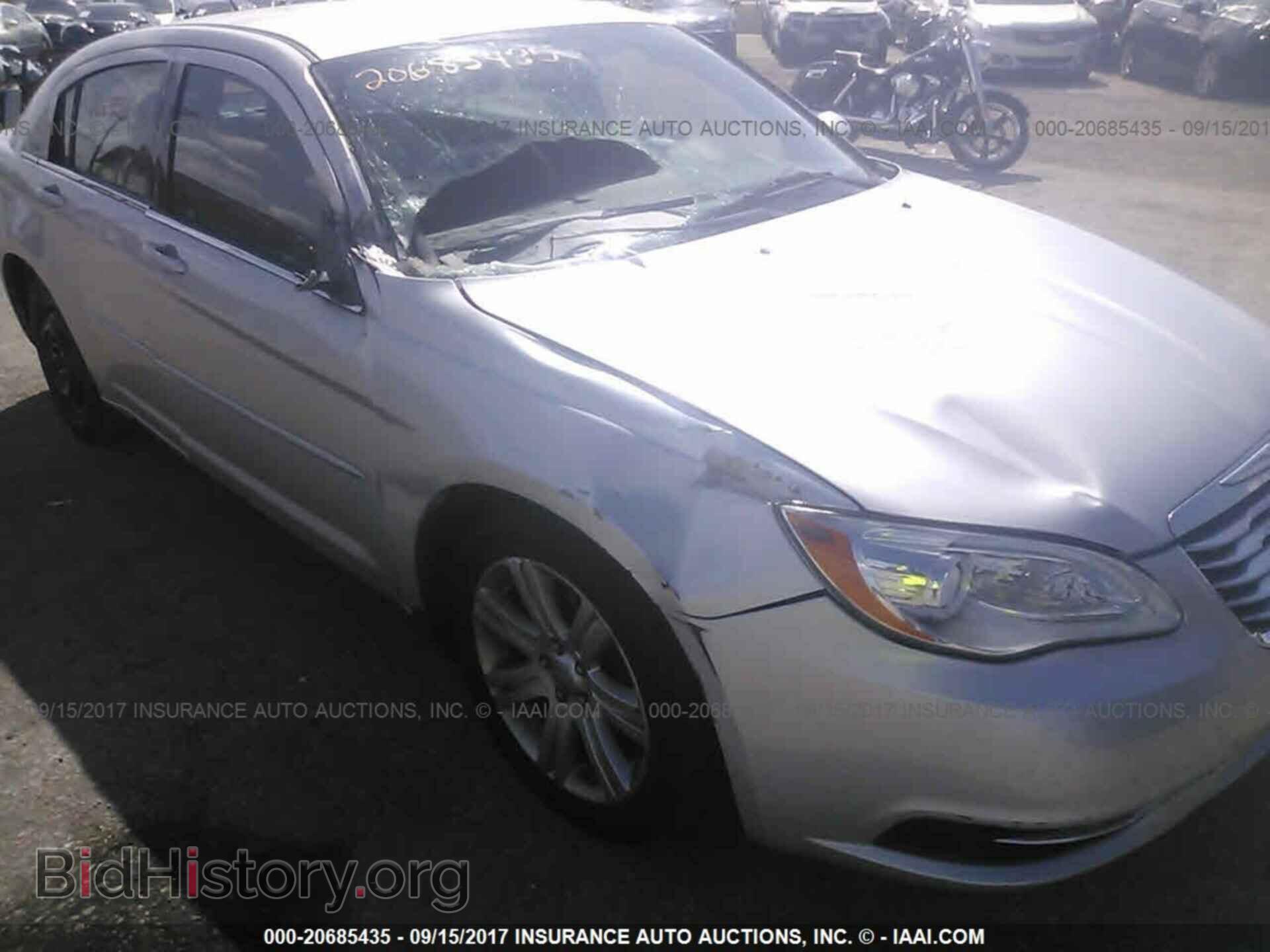 2012 Chrysler 200 - VIN: 1C3CCBAB2CN317788 - Фото 6