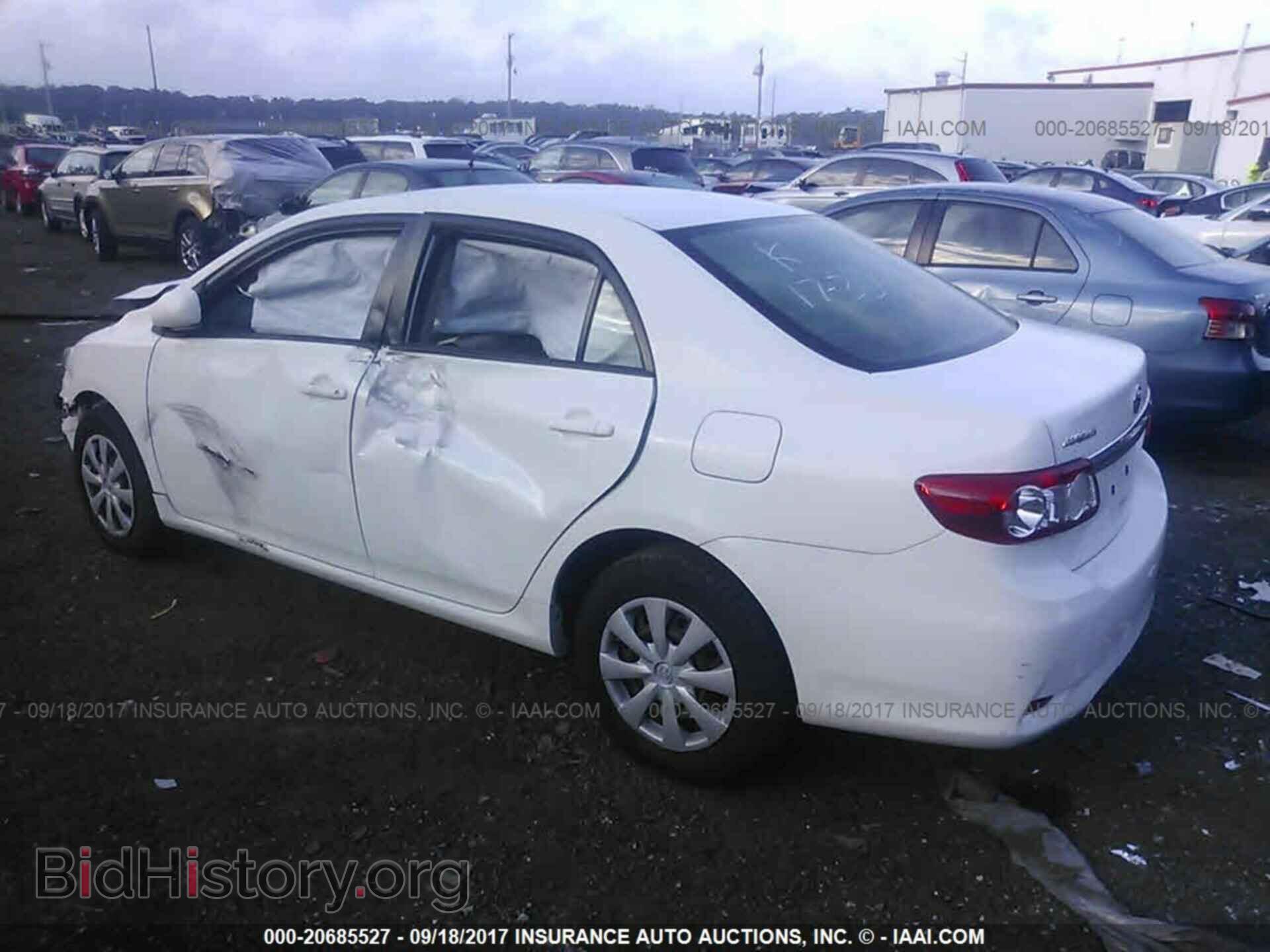 2011 Toyota Corolla - VIN: JTDBU4EE0B9141237 - Photo 3