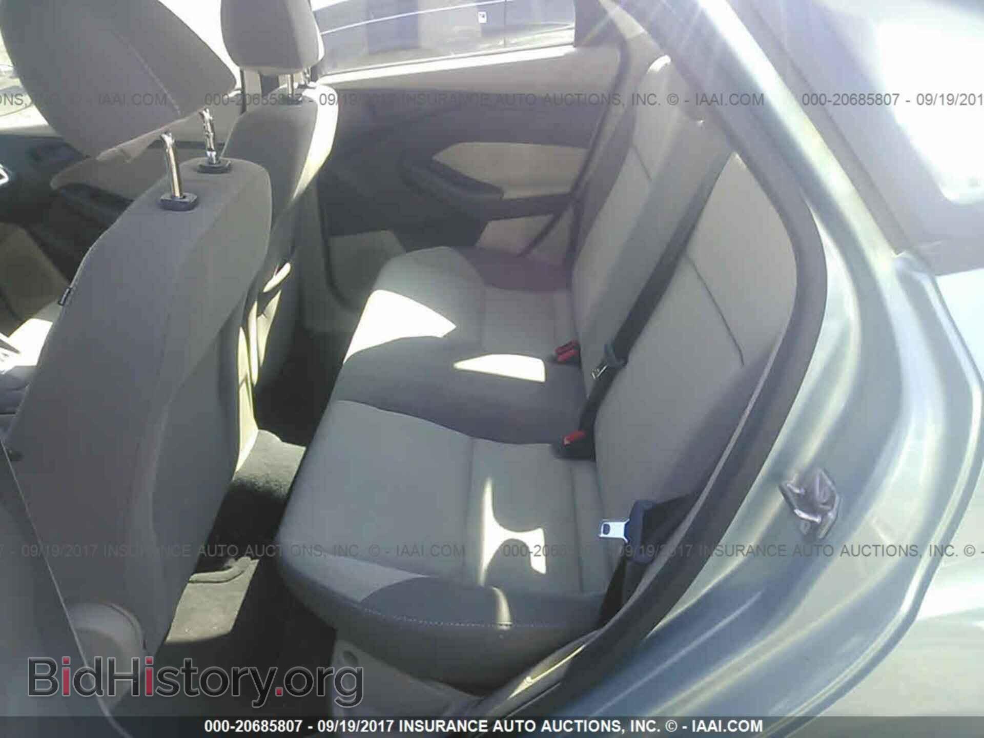 2012 Ford Focus - VIN: 1FAHP3F29CL456290 - Photo 8