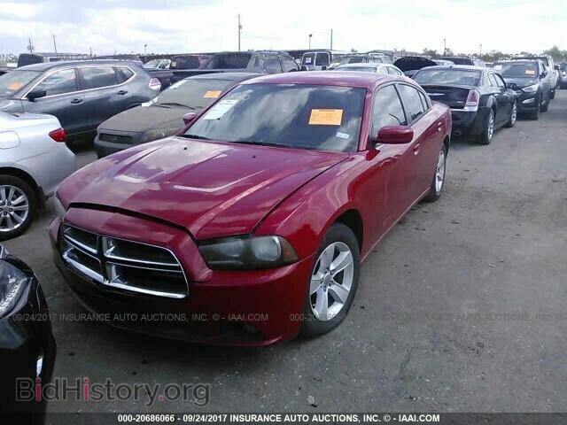 2011 Dodge Charger - VIN: 2B3CL3CG1BH553576 - Фото 2