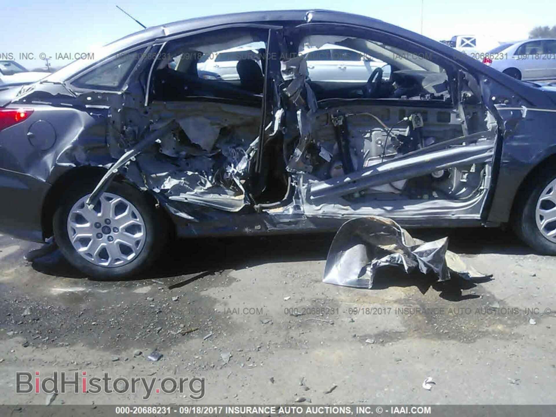 2015 Ford Focus - VIN: 1FADP3F28FL261560 - Photo 6