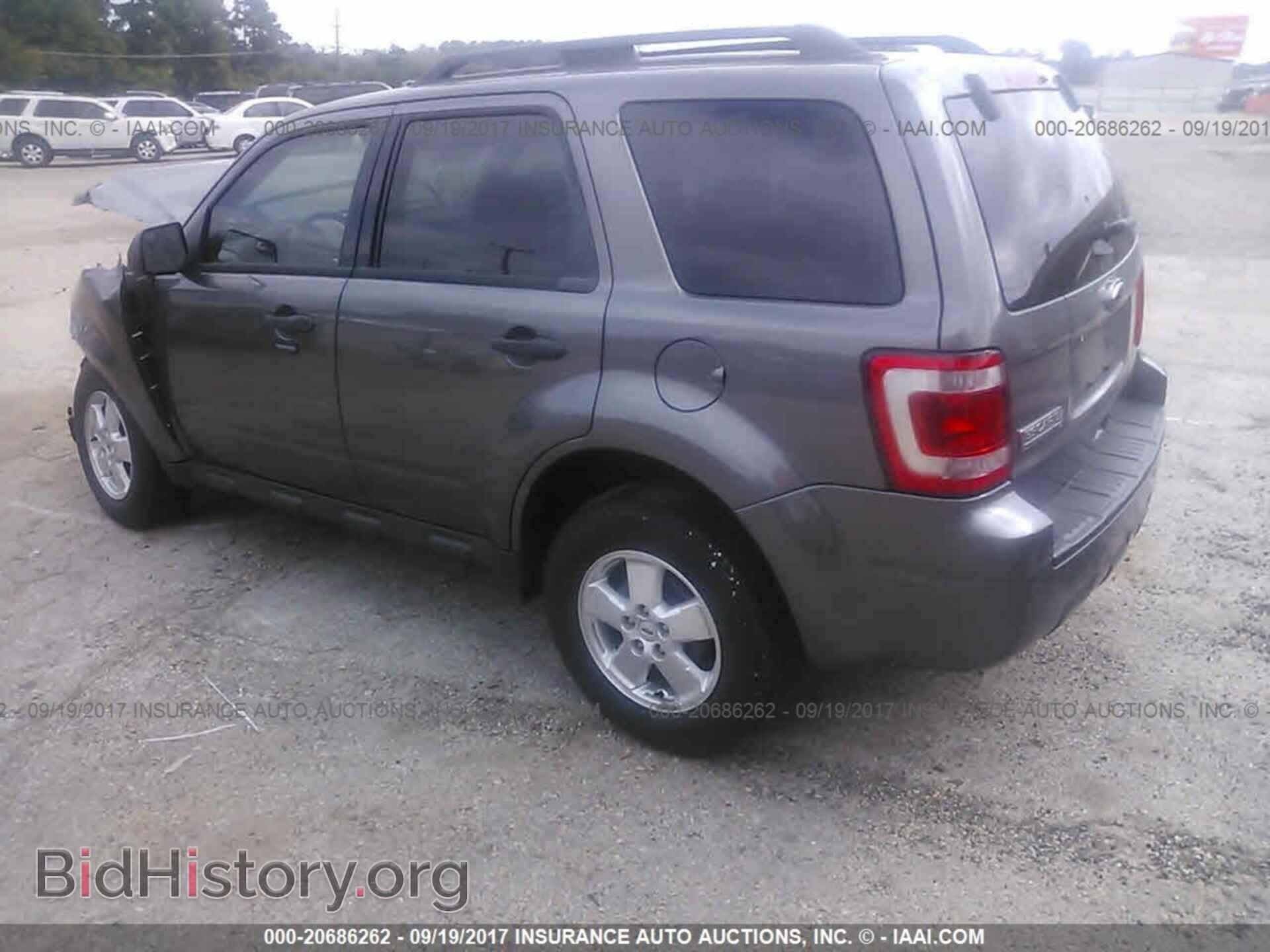 2012 Ford Escape - VIN: 1FMCU0D79CKB11658 - Photo 3