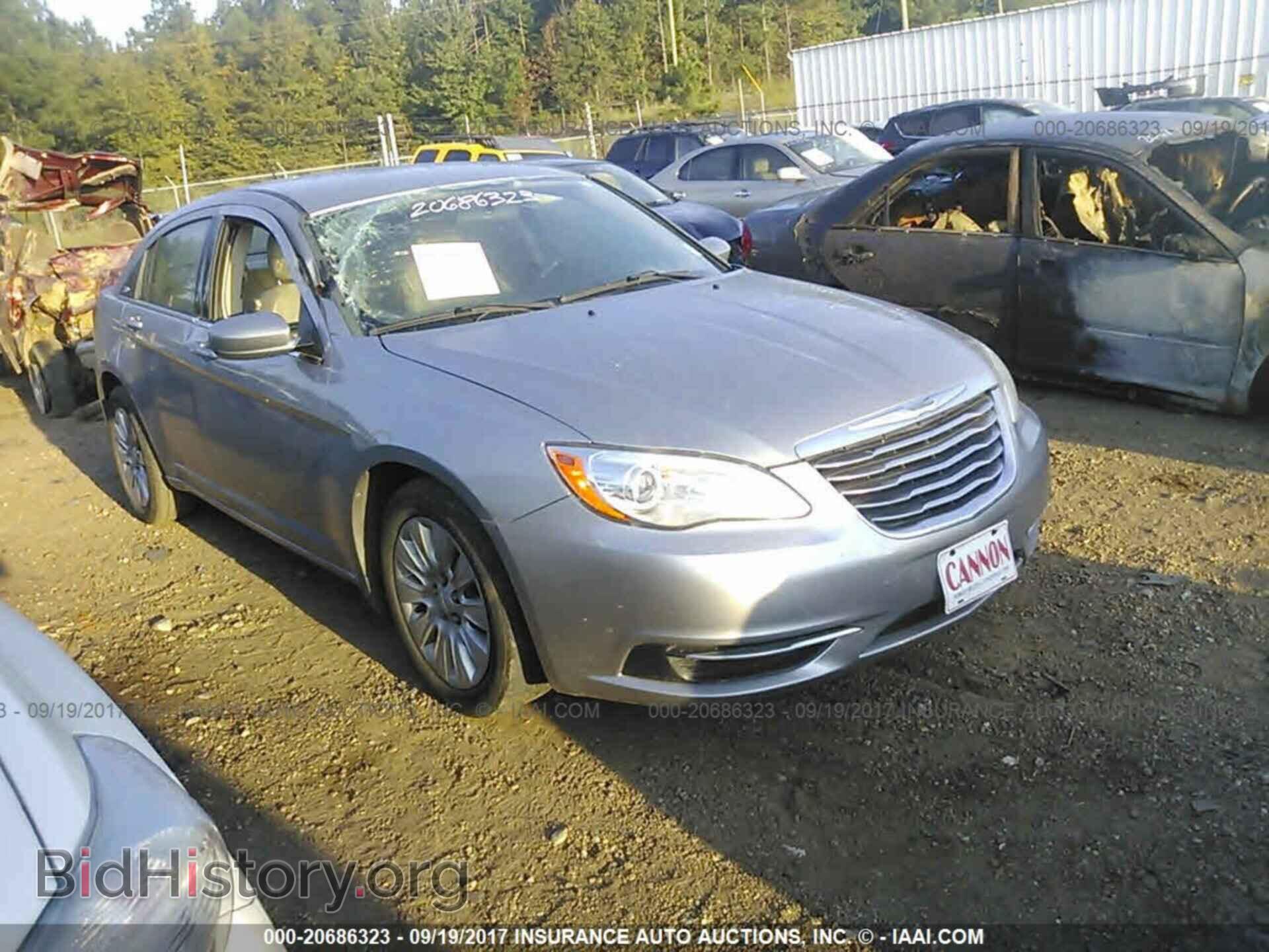 Фотография 1C3CCBAB7DN641000 - Chrysler 200 2013
