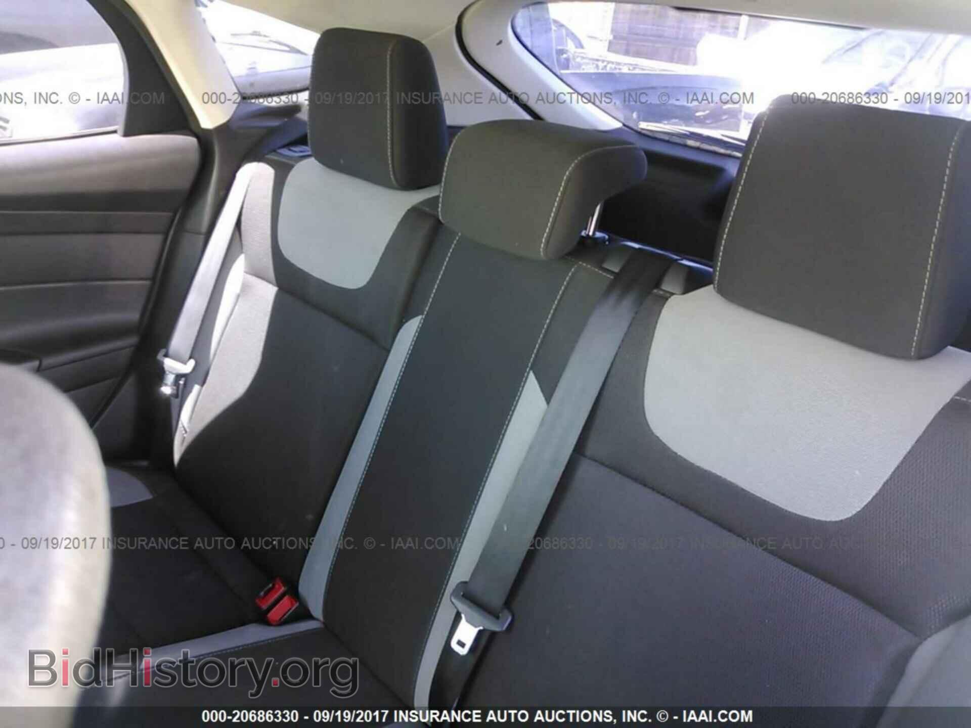 2012 Ford Focus - VIN: 1FAHP3K2XCL273440 - Фото 8
