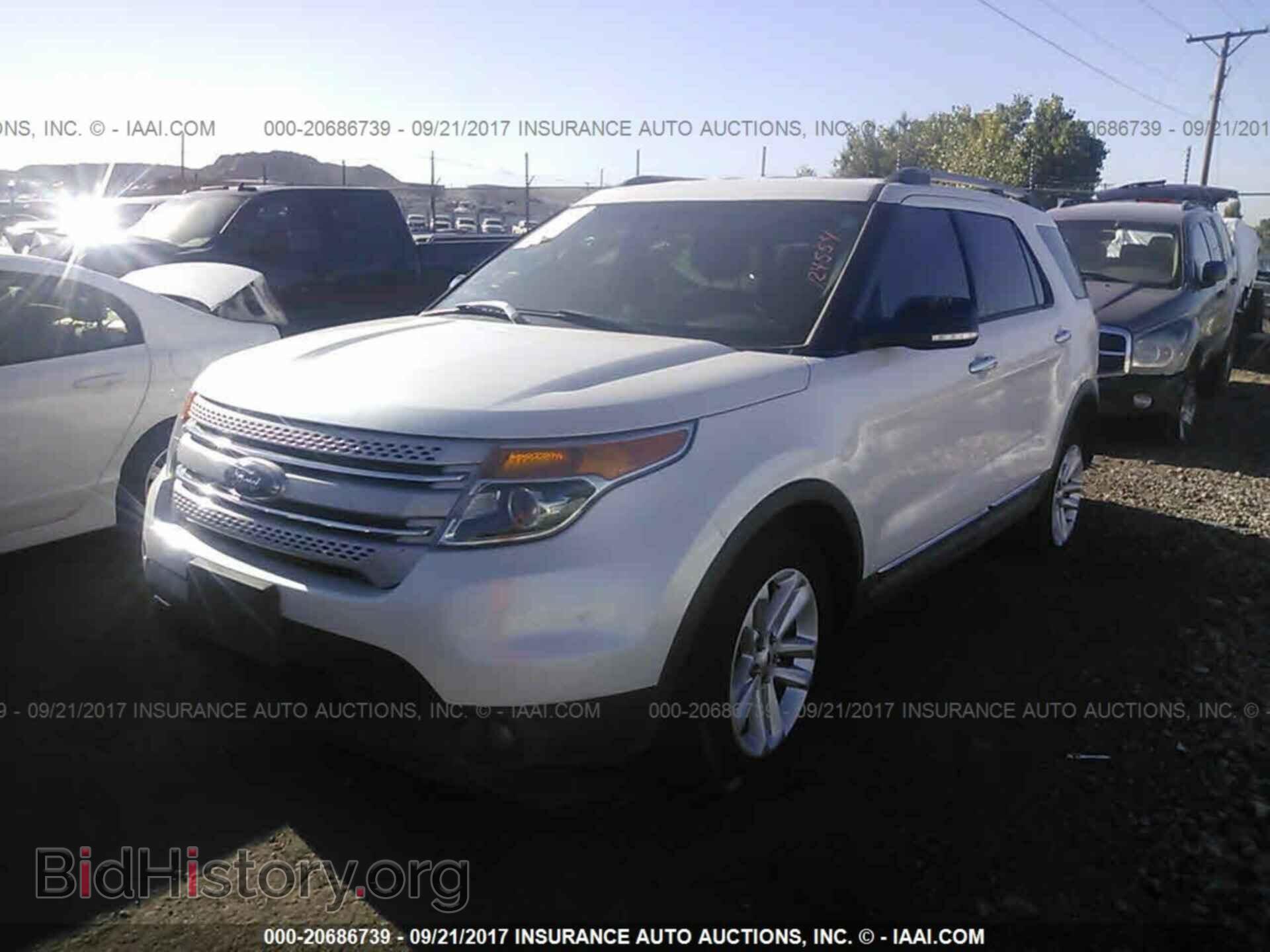 2013 Ford Explorer - VIN: 1FM5K7D85DGB53362 - Photo 2