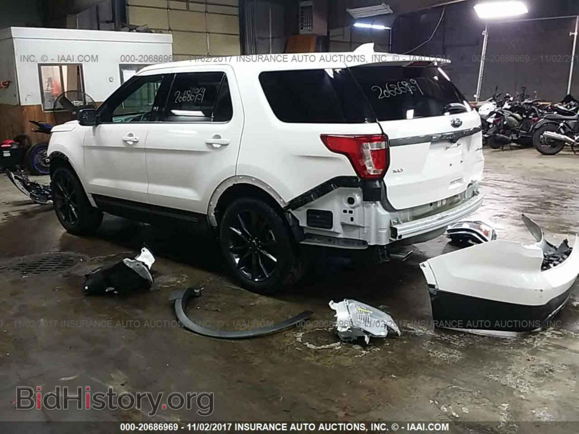 2017 Ford Explorer - VIN: 1FM5K8D88HGC74169 - Photo 3