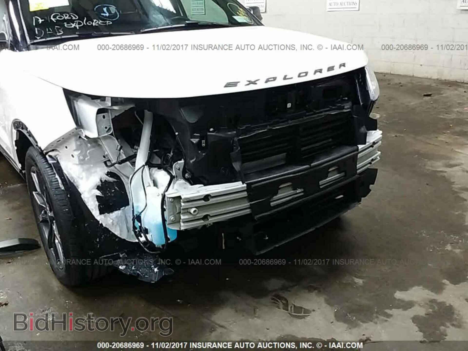 2017 Ford Explorer - VIN: 1FM5K8D88HGC74169 - Photo 6