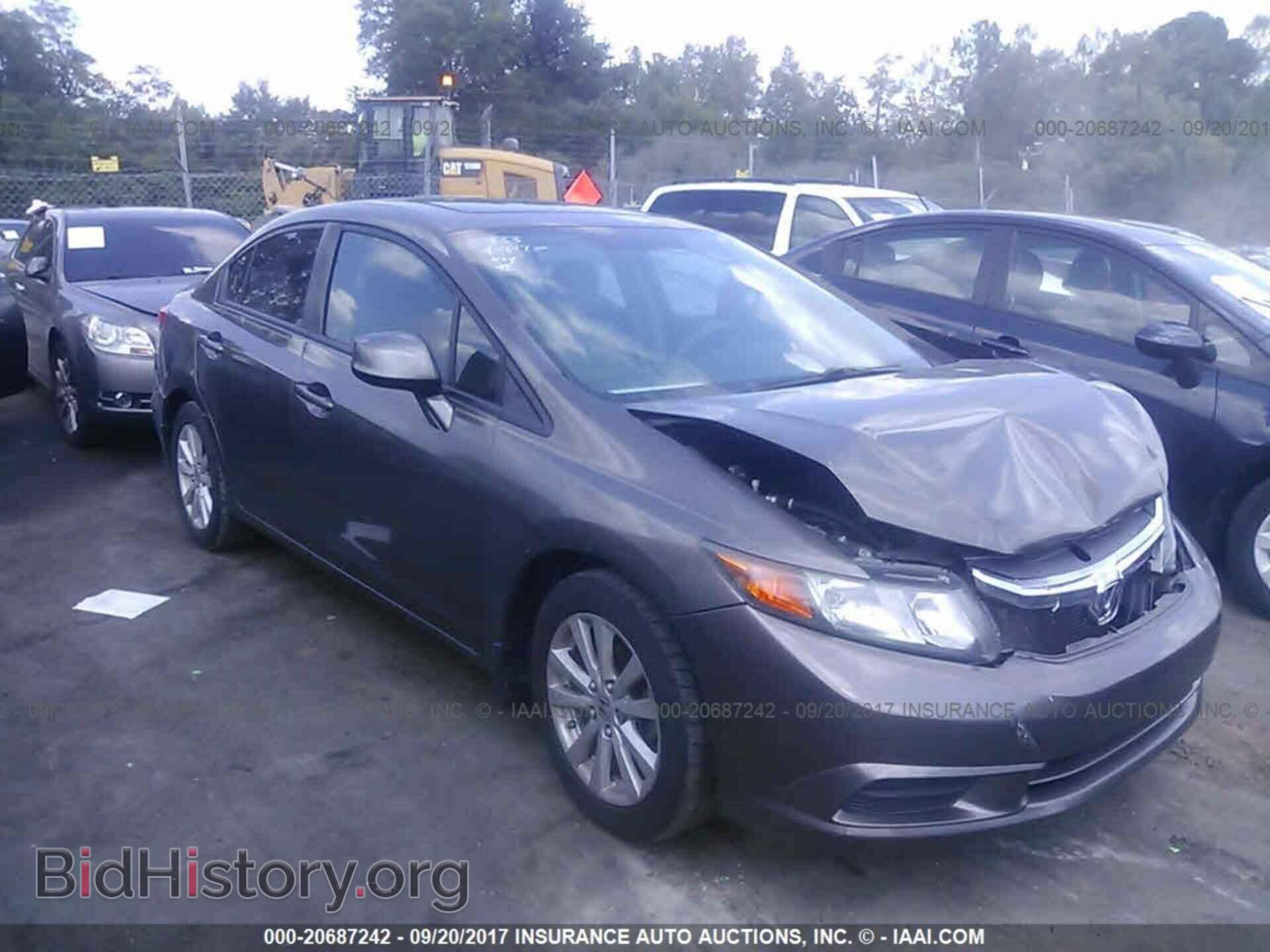 Photo 2HGFB2F82CH503933 - Honda Civic 2012