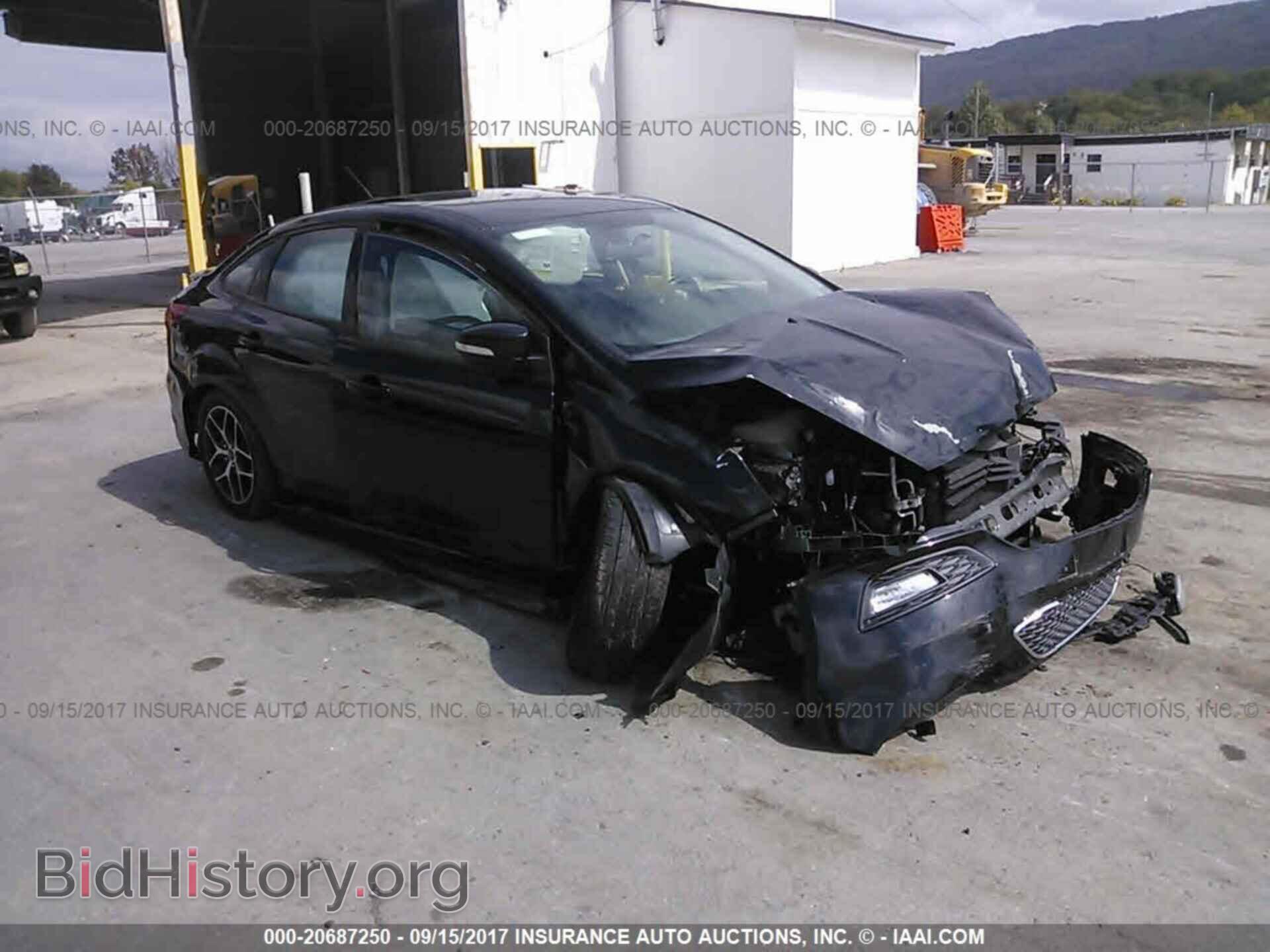 Фотография 1FADP3F26FL260262 - Ford Focus 2015