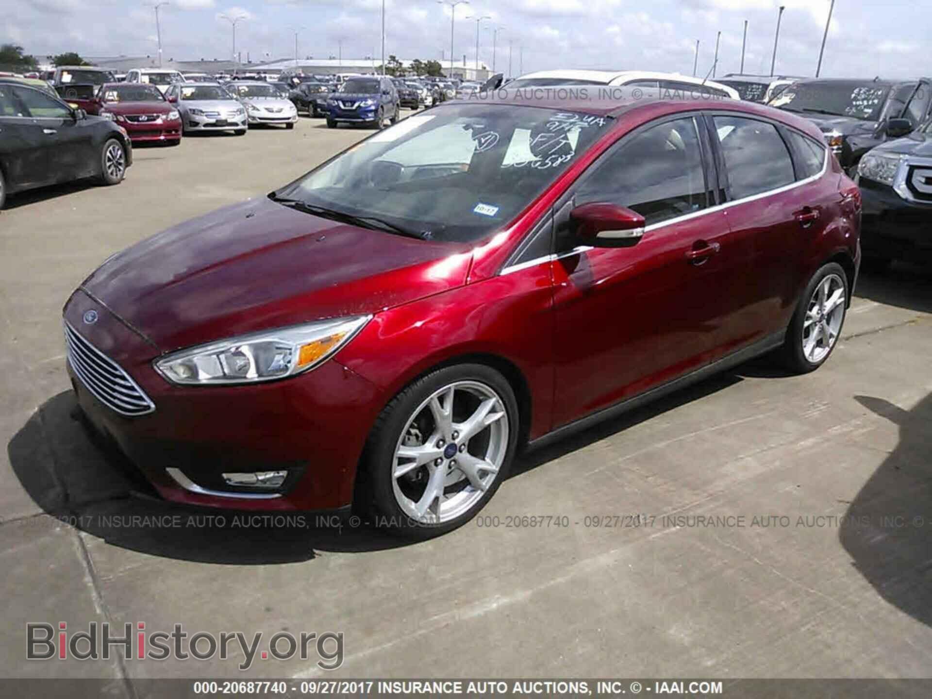 2015 Ford Focus - VIN: 1FADP3N20FL356583 - Photo 2
