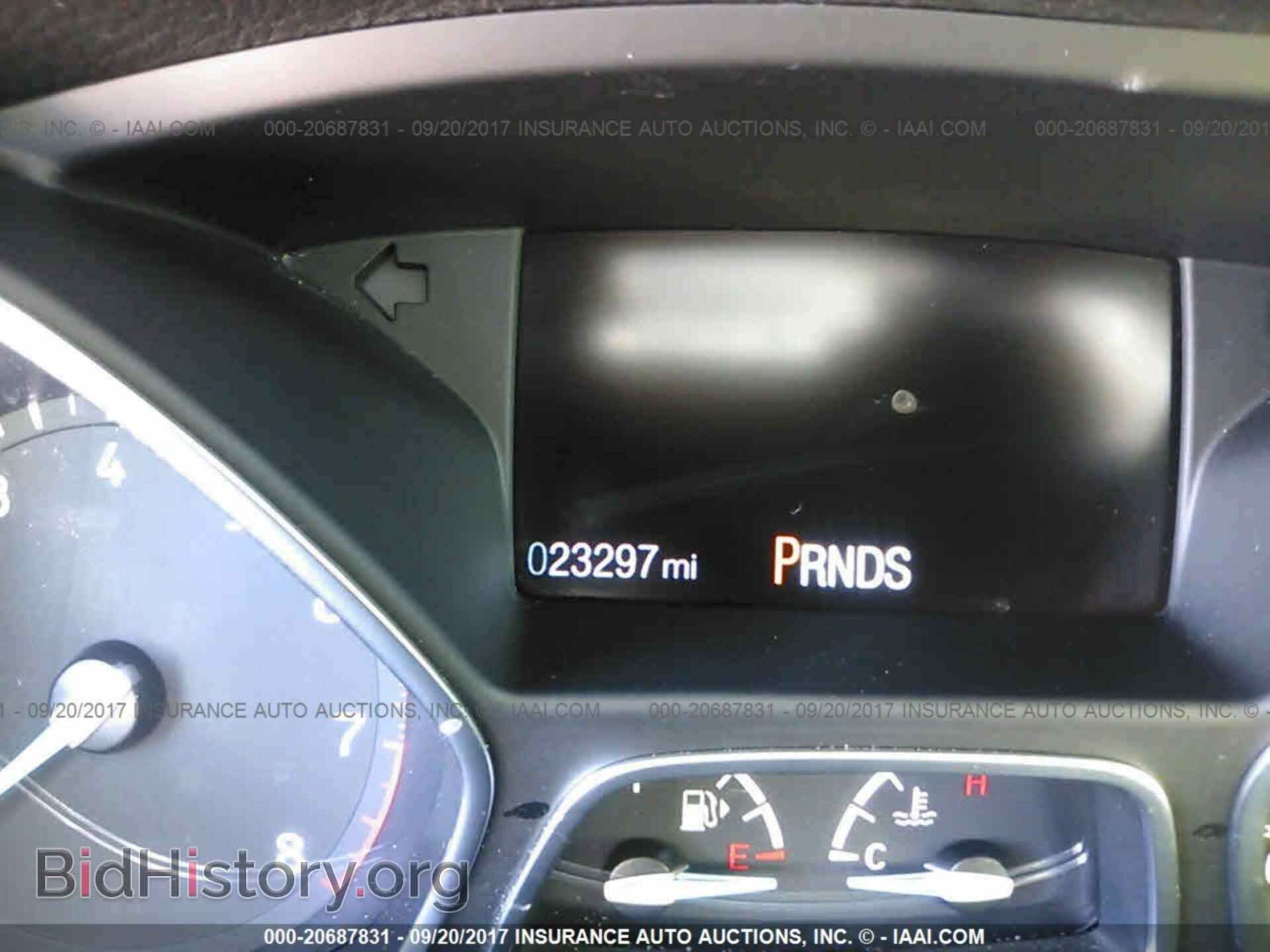2016 Ford Focus - VIN: 1FADP3N2XGL307828 - Photo 7