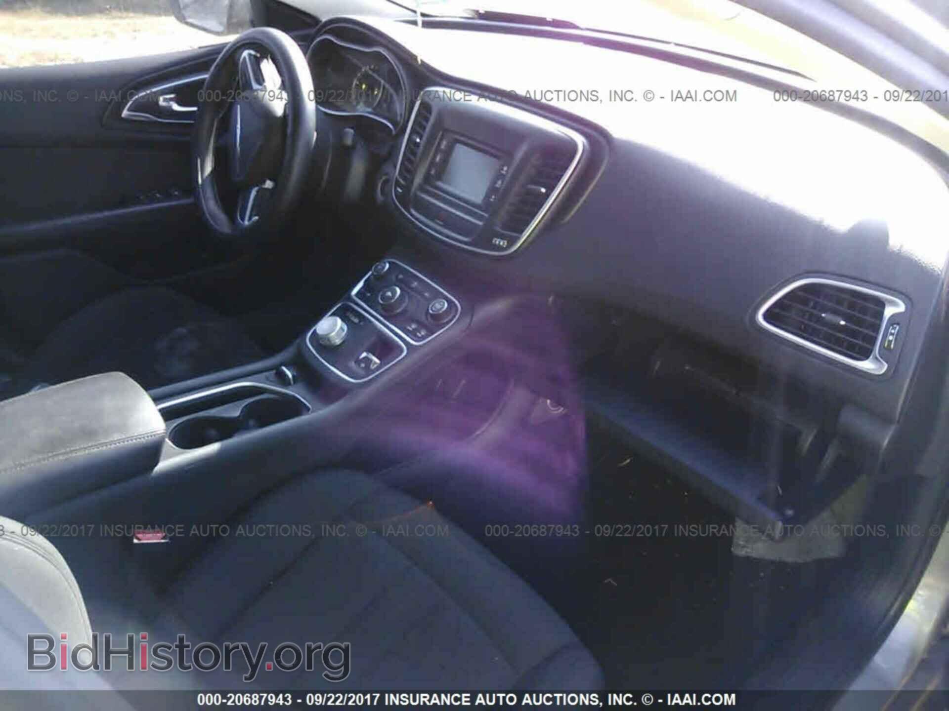 2015 Chrysler 200 - VIN: 1C3CCCAB2FN620970 - Photo 5