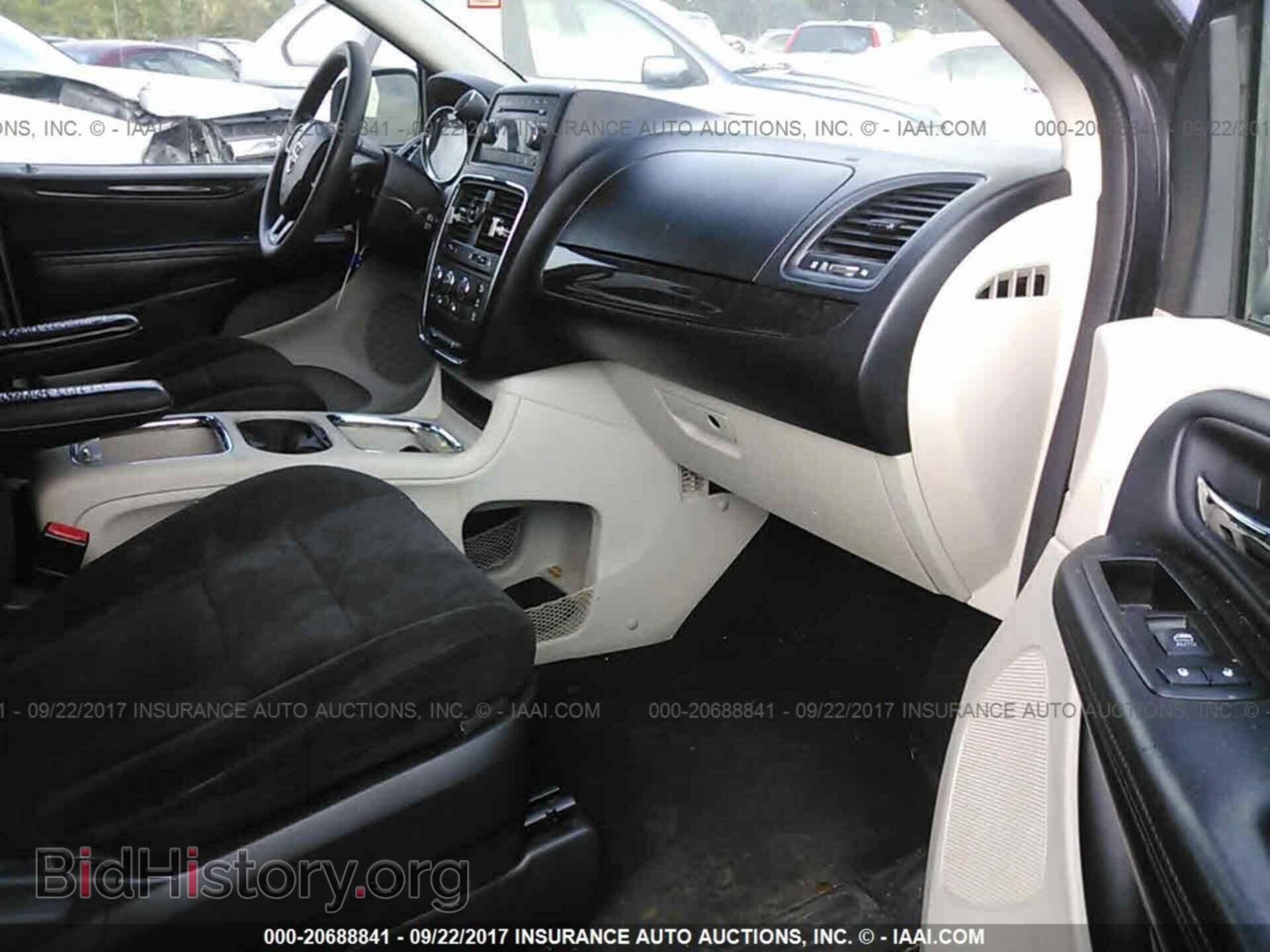 2012 Dodge Grand caravan - VIN: 2C4RDGCG1CR215751 - Фото 5