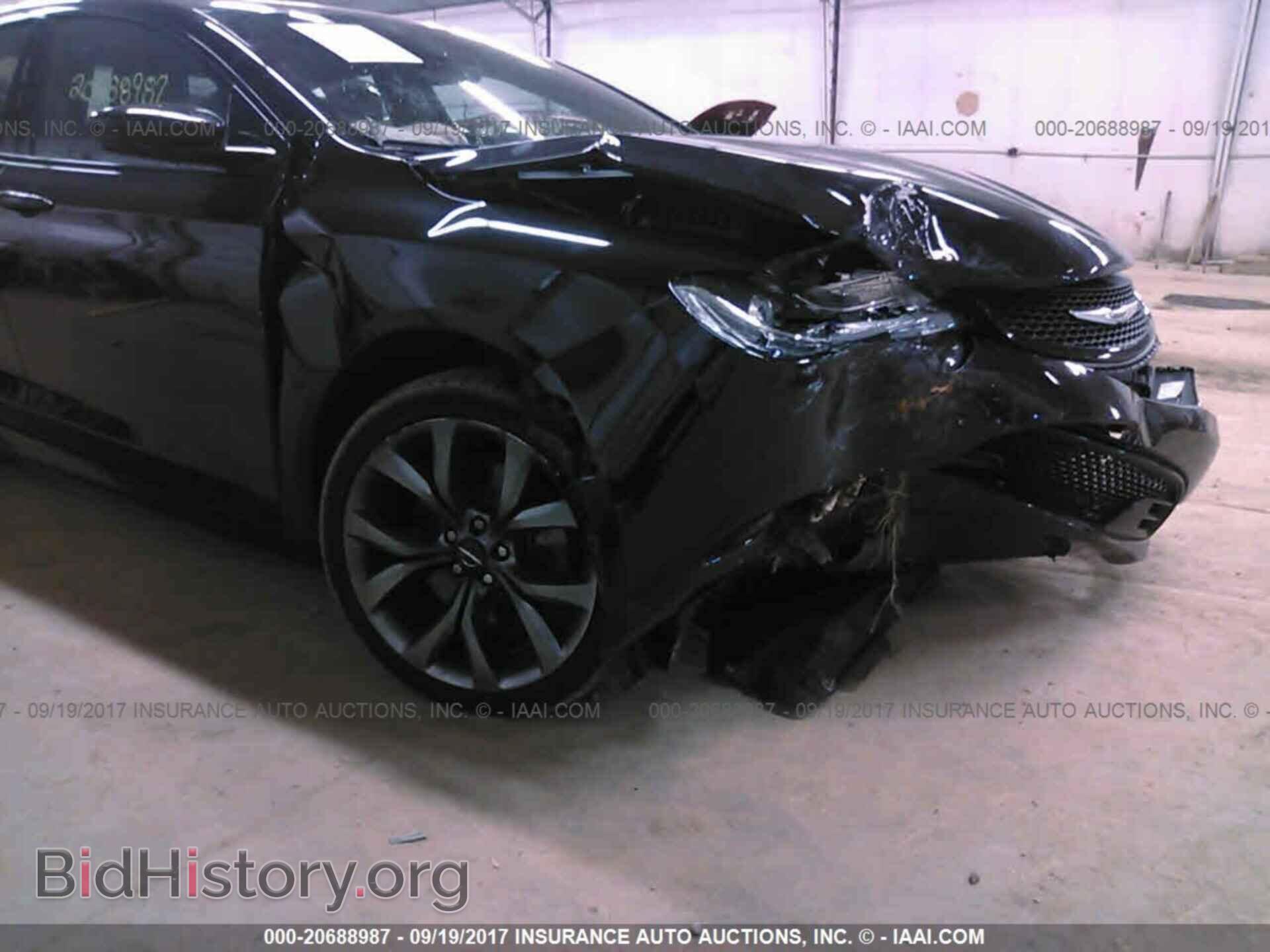 2015 Chrysler 200 - VIN: 1C3CCCBG7FN687008 - Photo 6