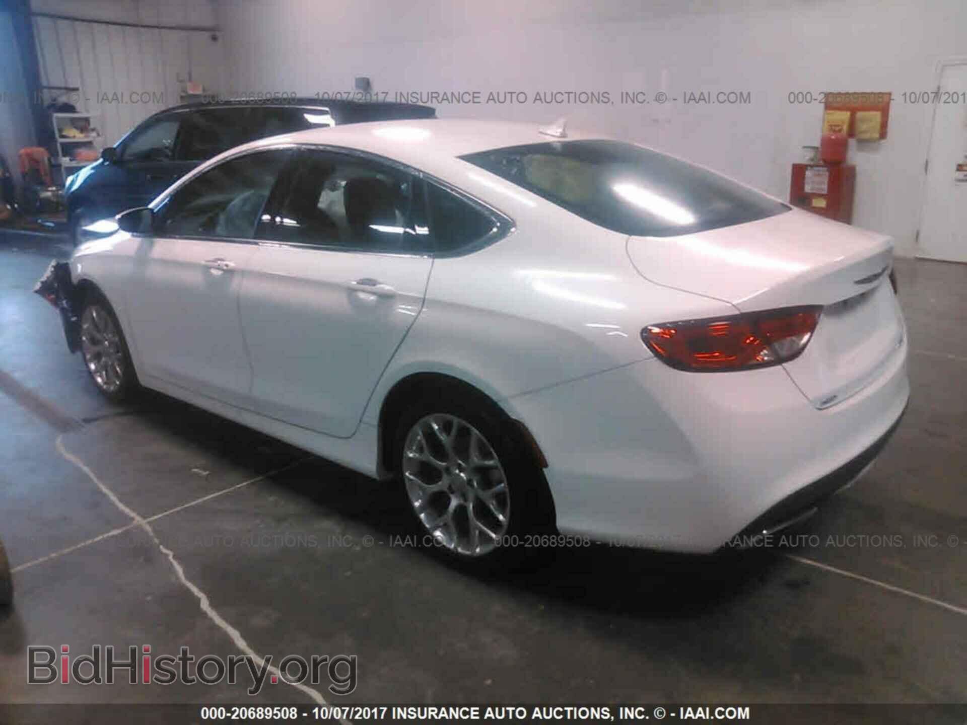 2015 Chrysler 200 - VIN: 1C3CCCEG5FN586254 - Photo 3