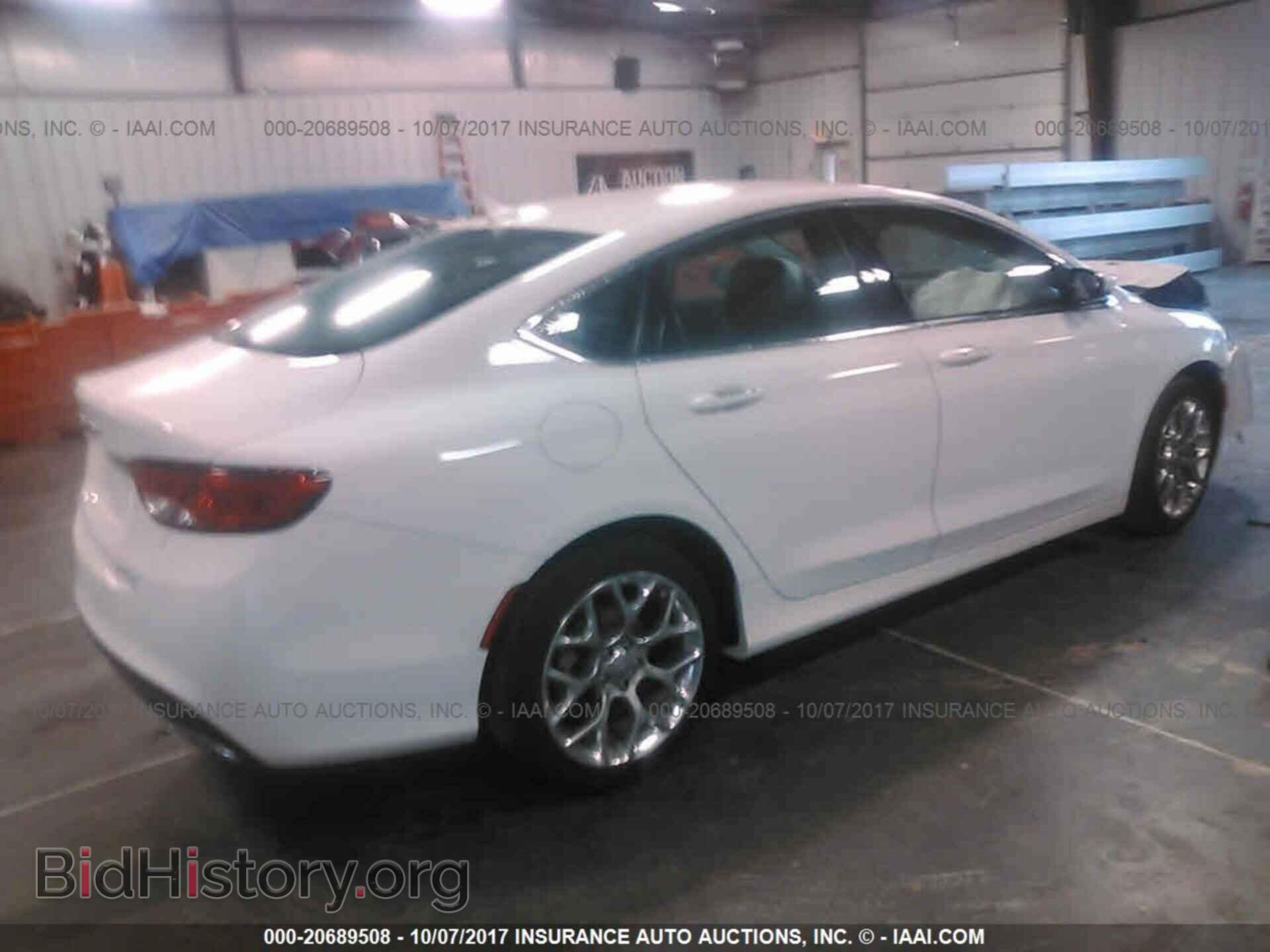 2015 Chrysler 200 - VIN: 1C3CCCEG5FN586254 - Photo 4