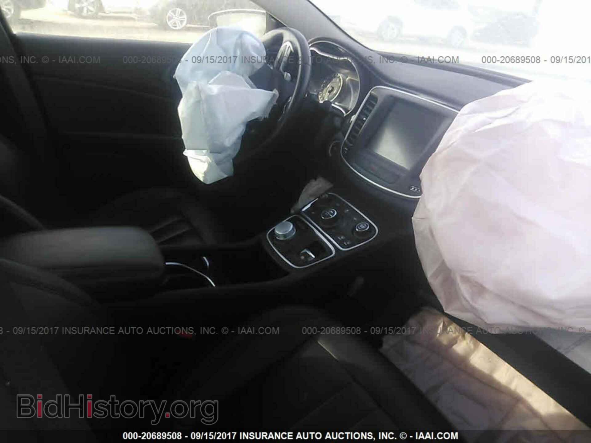 2015 Chrysler 200 - VIN: 1C3CCCEG5FN586254 - Photo 5