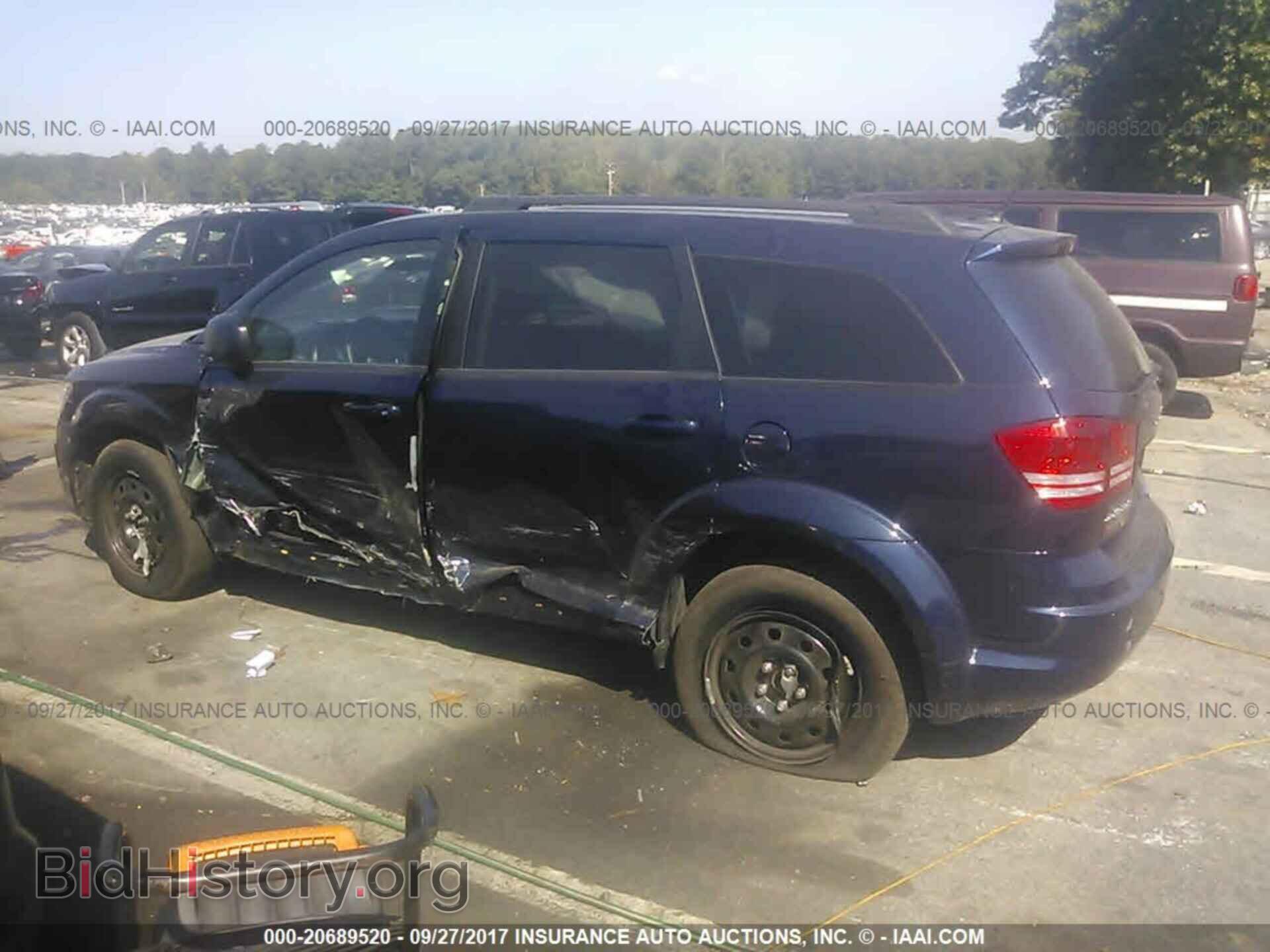 2017 Dodge Journey - VIN: 3C4PDCAB9HT637052 - Photo 3