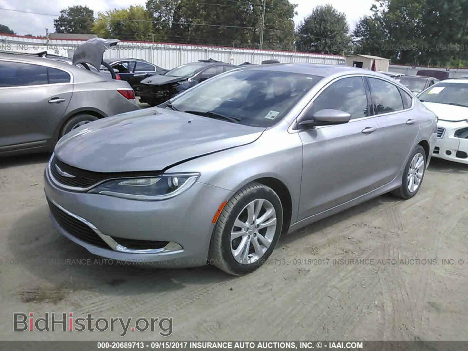 2015 Chrysler 200 - VIN: 1C3CCCAB5FN621238 - Фото 2