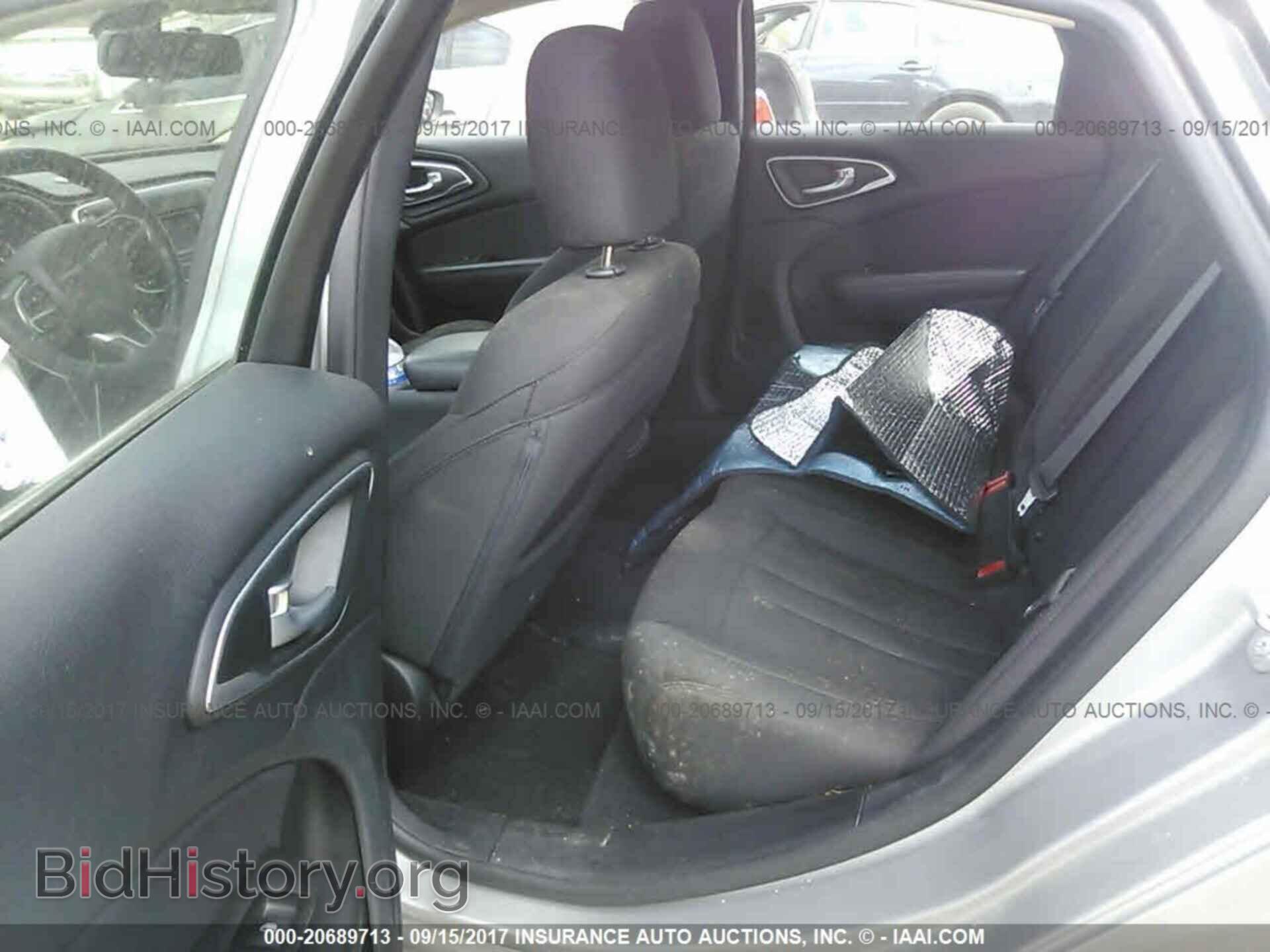 2015 Chrysler 200 - VIN: 1C3CCCAB5FN621238 - Фото 8
