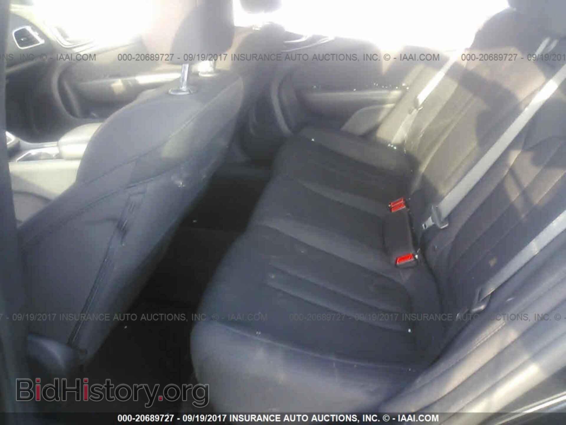 2016 Chrysler 200 - VIN: 1C3CCCABXGN165951 - Photo 8