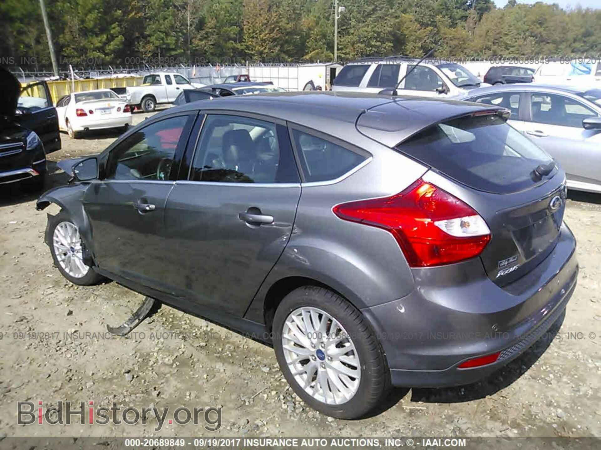 2012 Ford Focus - VIN: 1FAHP3M20CL315840 - Photo 3