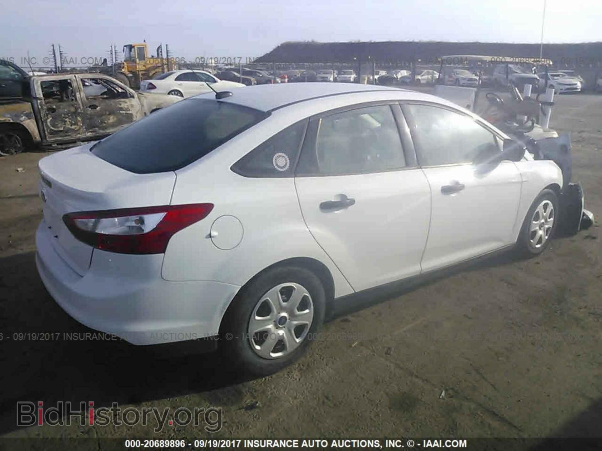 2013 Ford Focus - VIN: 1FADP3E23DL159307 - Фото 4