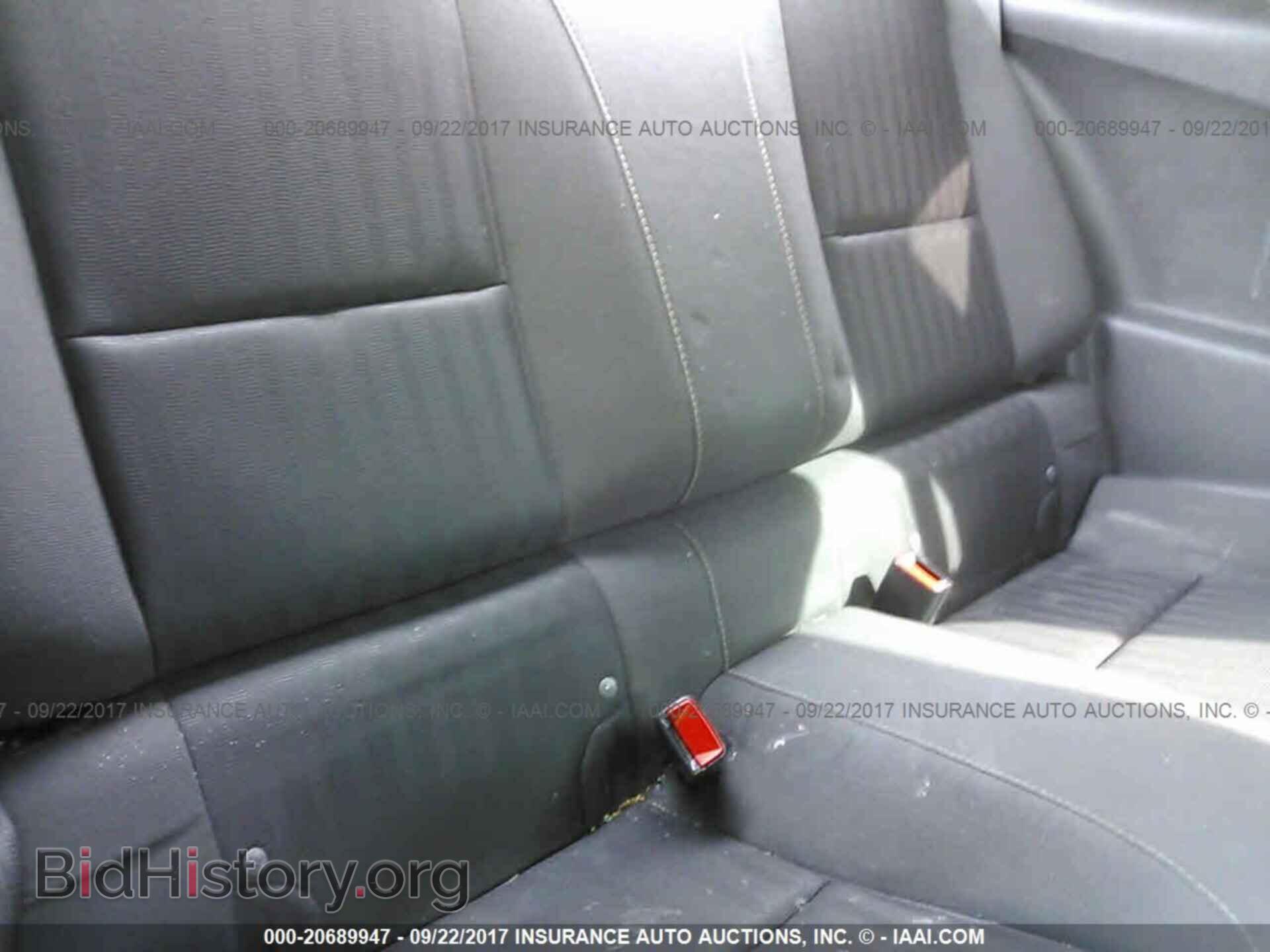2013 Chevrolet Camaro - VIN: 2G1FA1E33D9201735 - Photo 8