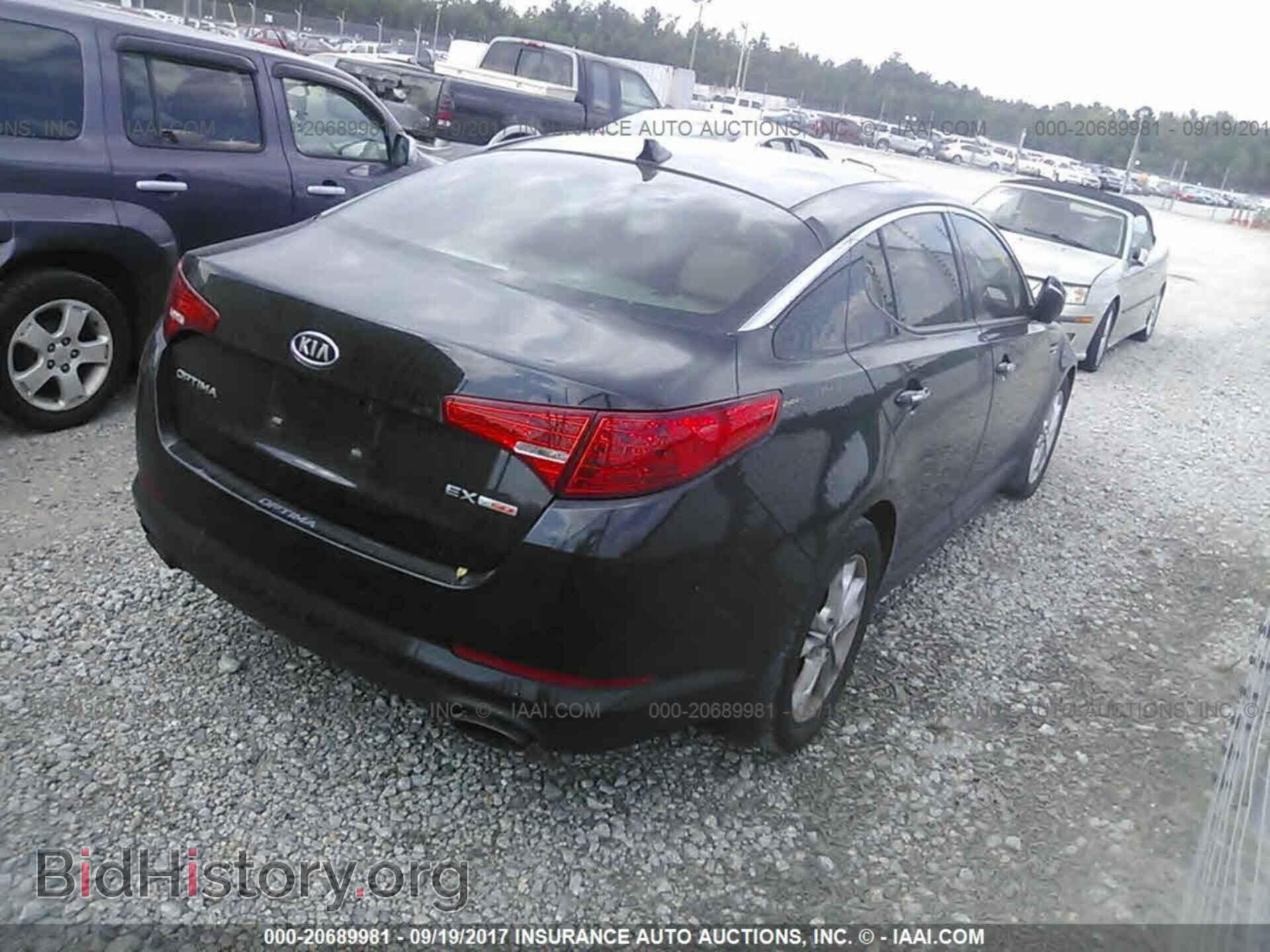 2011 Kia Optima - VIN: KNAGN4A62B5166372 - Фото 4