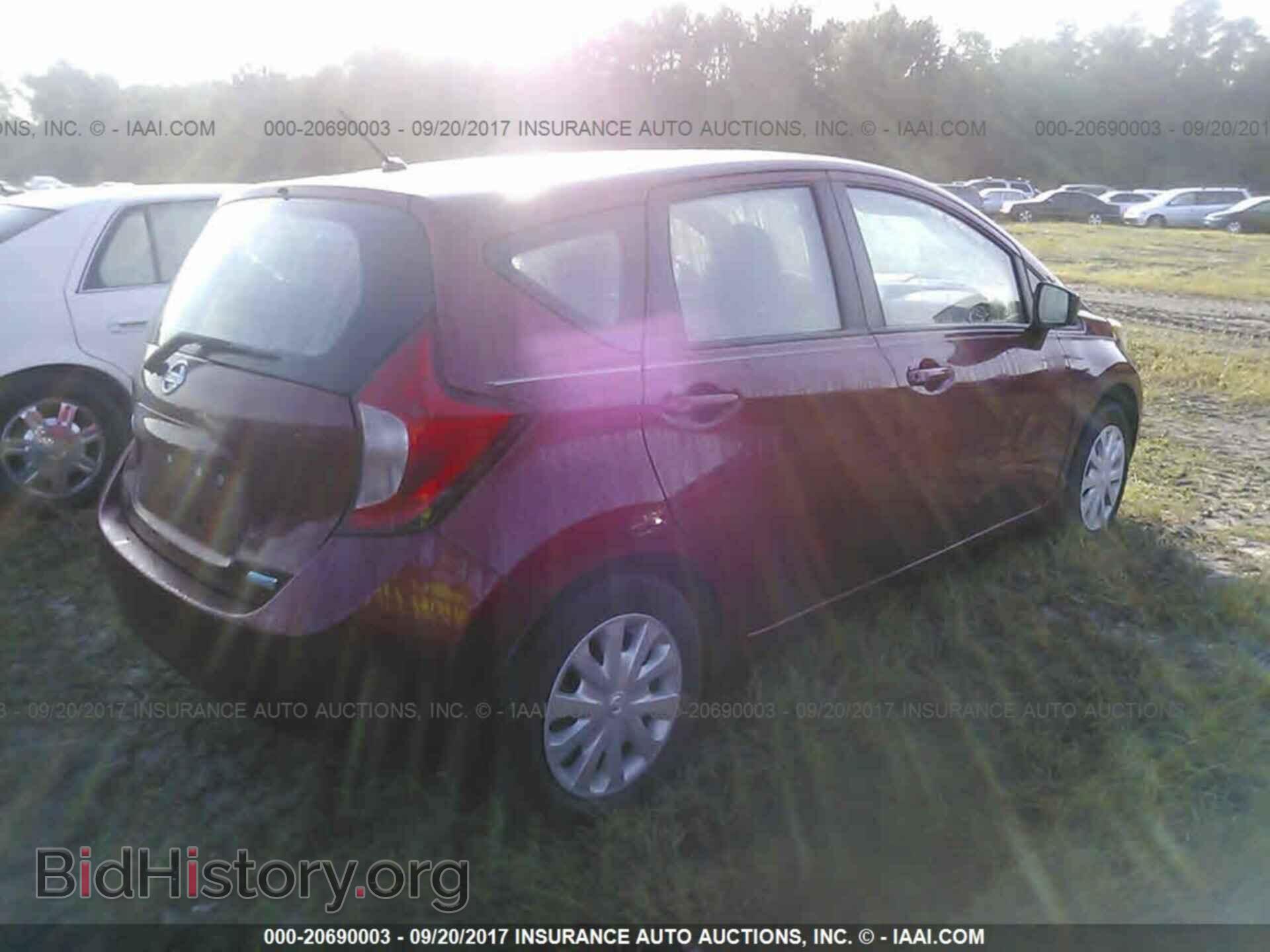2016 Nissan Versa note - VIN: 3N1CE2CP1GL383899 - Фото 4