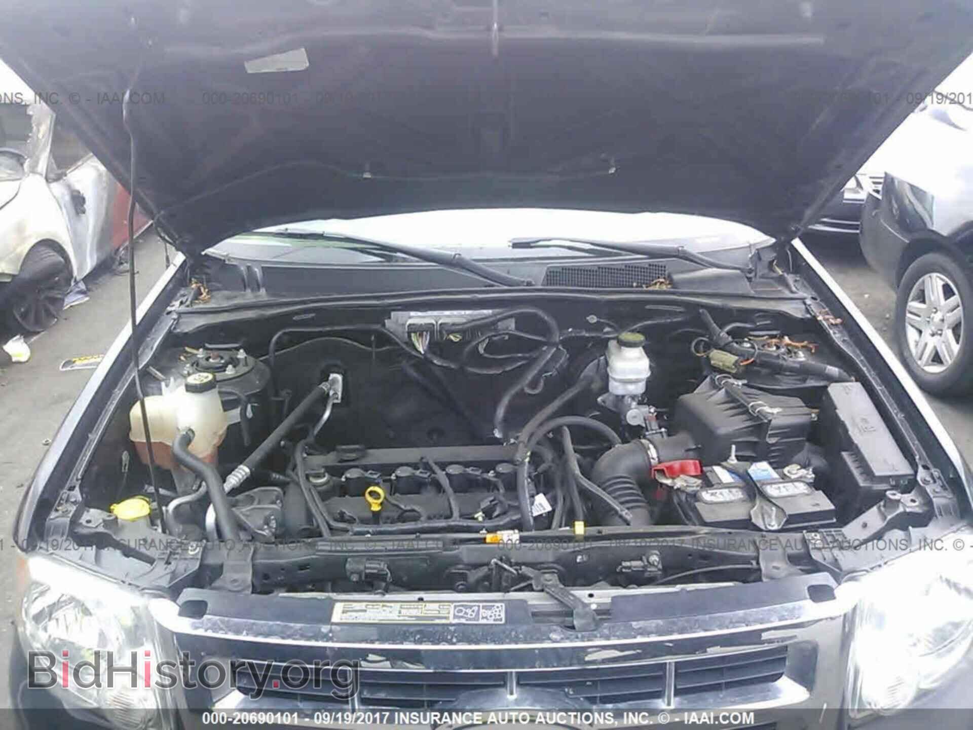 2012 Ford Escape - VIN: 1FMCU0C71CKB31727 - Photo 10