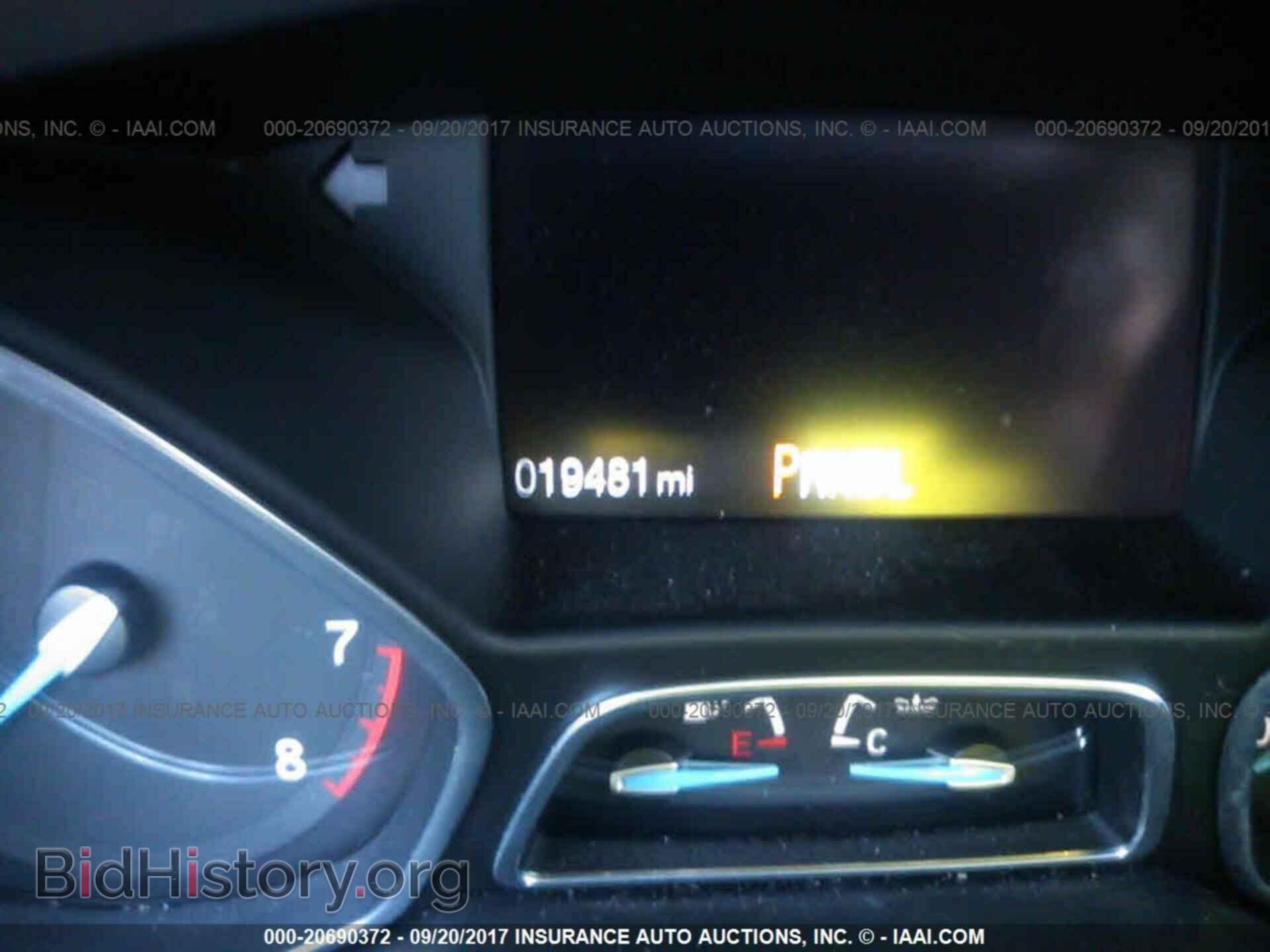2016 Ford Focus - VIN: 1FADP3E28GL379210 - Photo 7