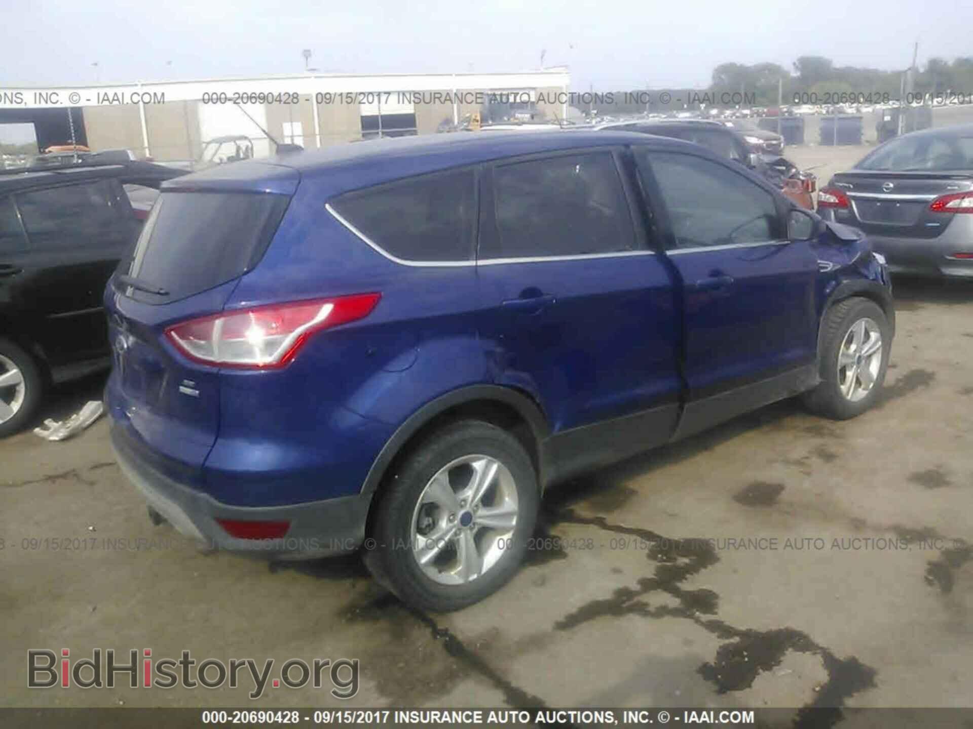 2014 Ford Escape - VIN: 1FMCU9GX9EUE18643 - Фото 4