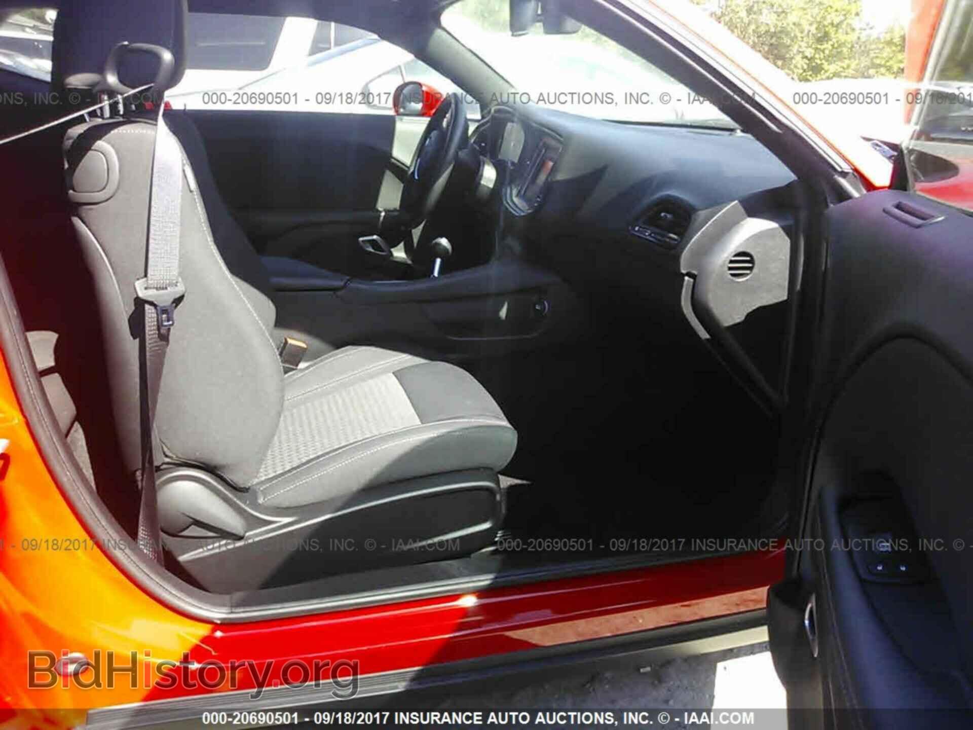 2016 Dodge Challenger - VIN: 2C3CDZBT3GH354148 - Photo 5
