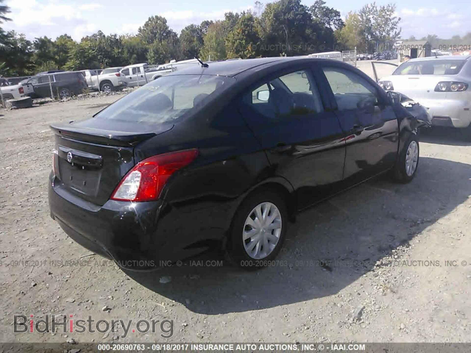 2017 Nissan Versa - VIN: 3N1CN7AP6HL900583 - Фото 4