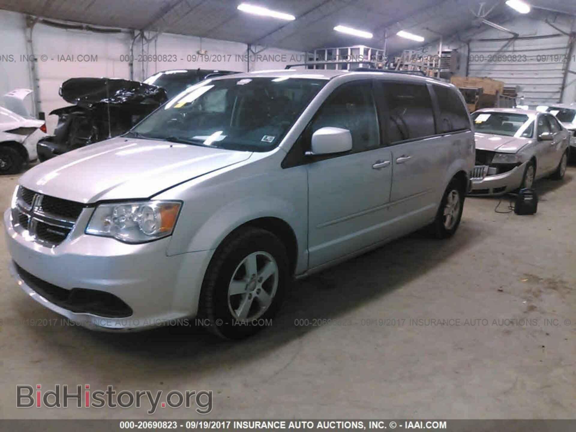 2011 Dodge Grand caravan - VIN: 2D4RN3DG3BR668887 - Photo 2