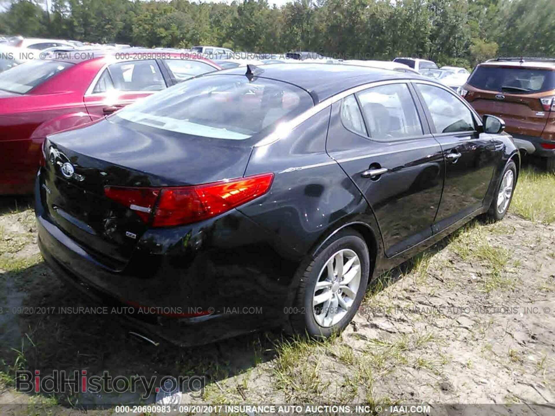 2013 Kia Optima - VIN: KNAGM4A72D5304779 - Photo 4