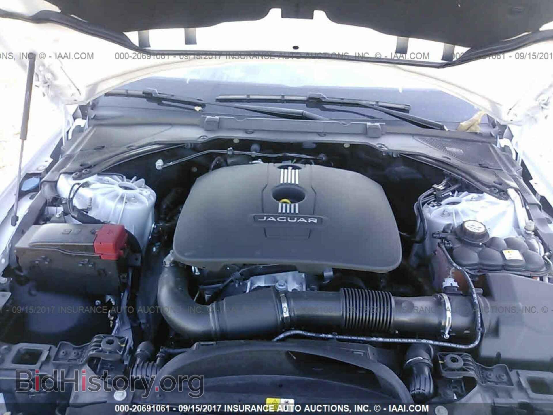 2017 Jaguar Xe - VIN: SAJAD4BG6HA972073 - Фото 10