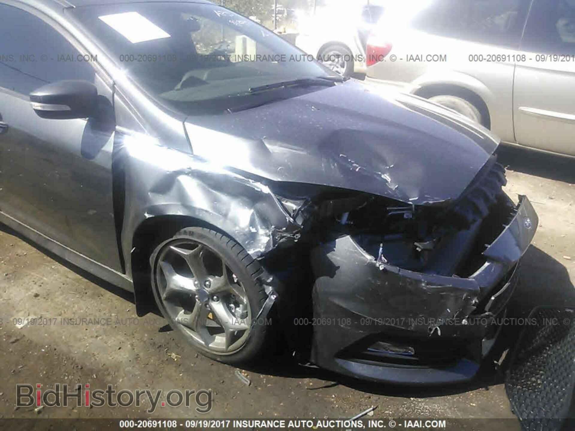 2017 Ford Focus - VIN: 1FADP3L92HL277189 - Photo 6
