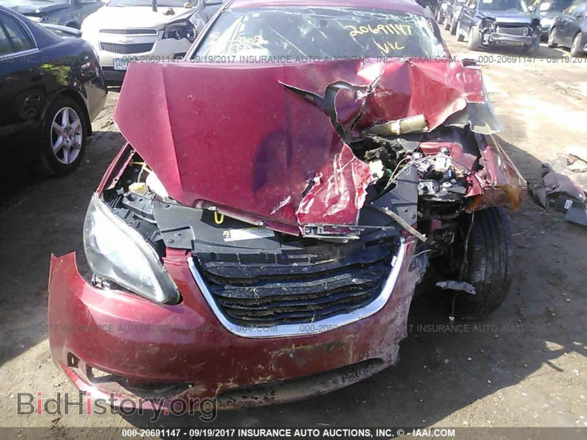 2013 Chrysler 200 - VIN: 1C3CCBBB5DN513823 - Photo 6